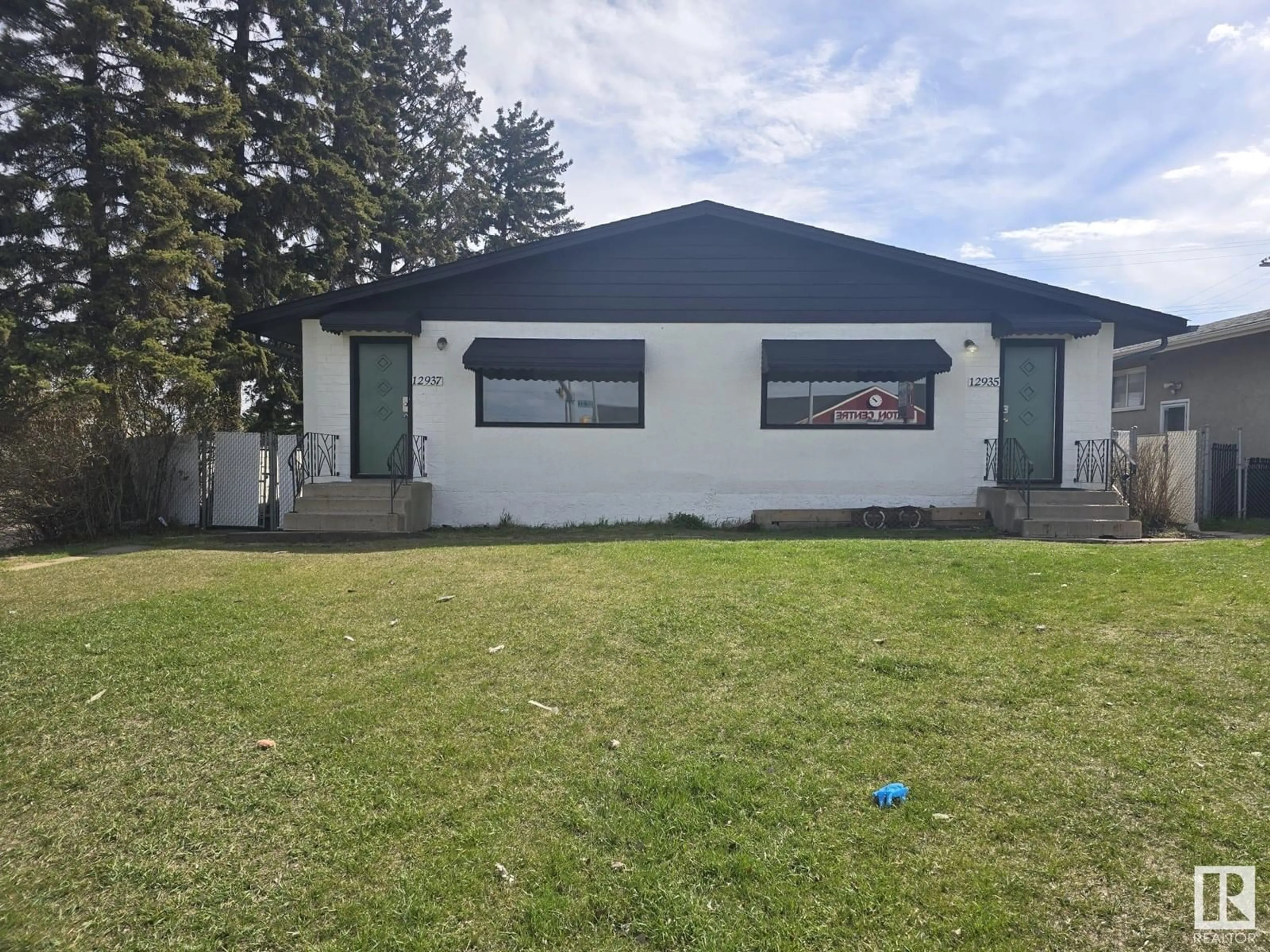 A pic from outside/outdoor area/front of a property/back of a property/a pic from drone, building for NW - 12935 / 12937 82 ST, Edmonton Alberta T5E2T3