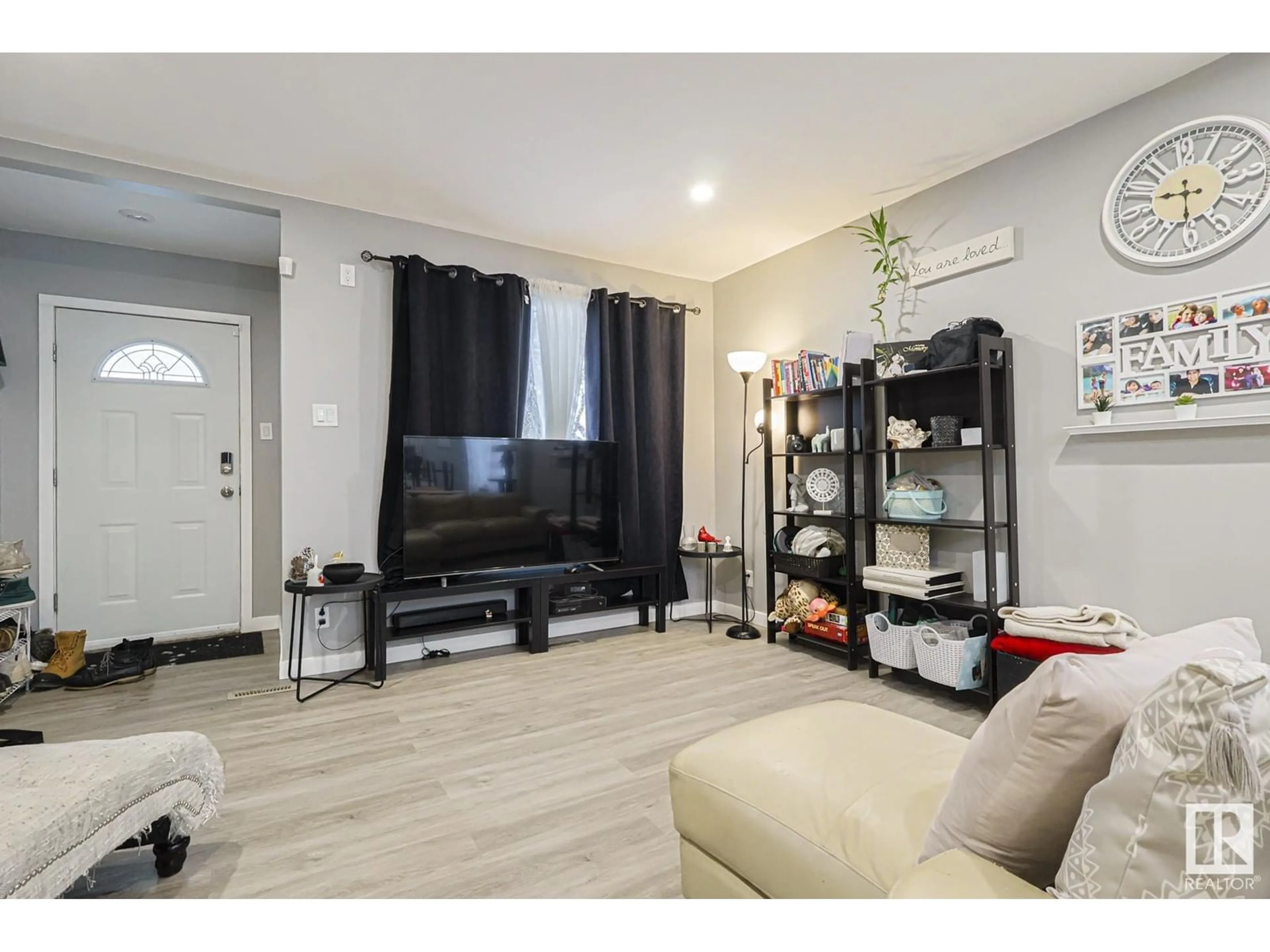 Living room with furniture, unknown for NW - 11540 83 ST, Edmonton Alberta T5B2Y5