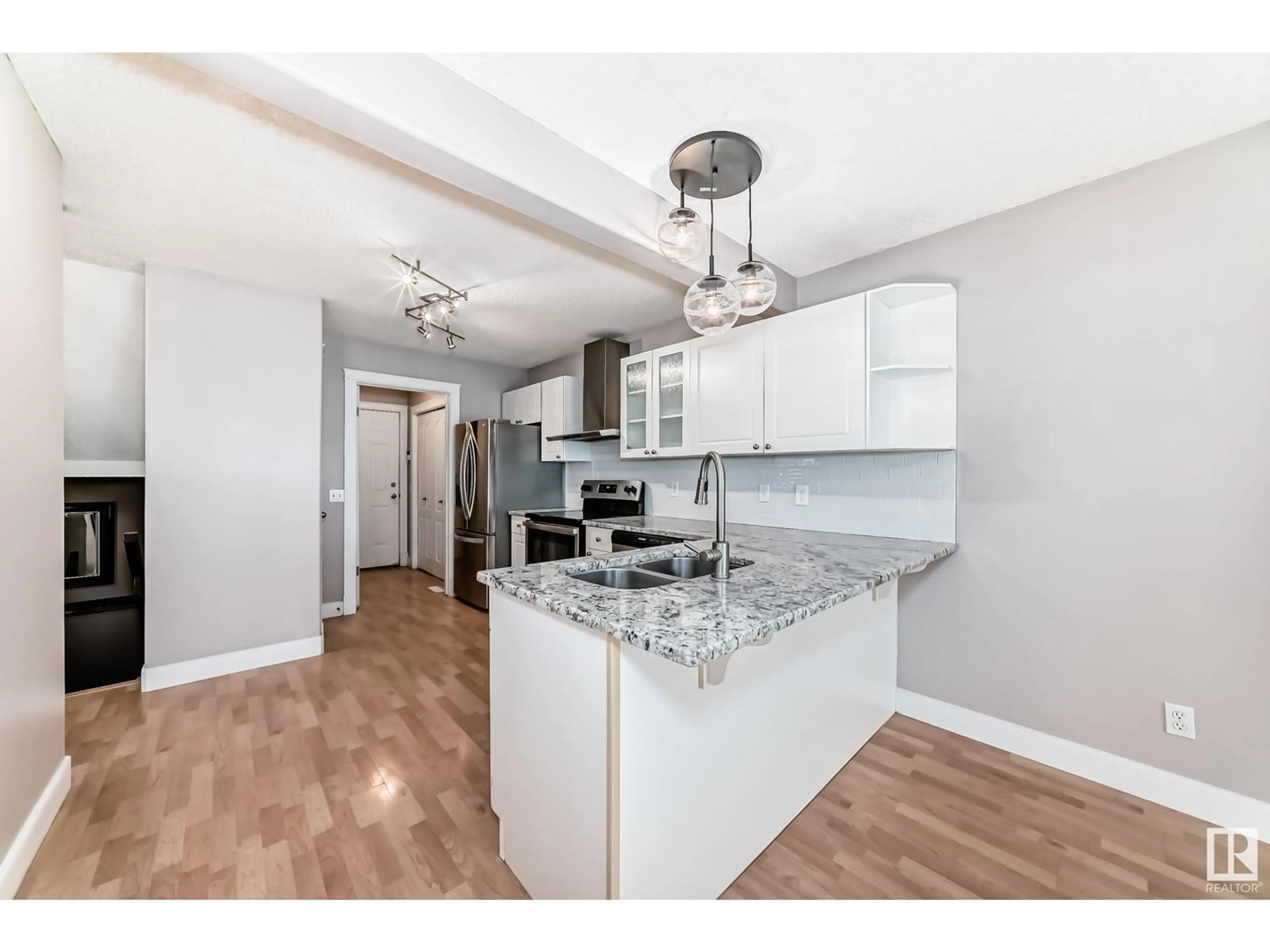 Open concept kitchen, unknown for 3 IRONWOOD FAIRWAY CL, Stony Plain Alberta T7Z2K8