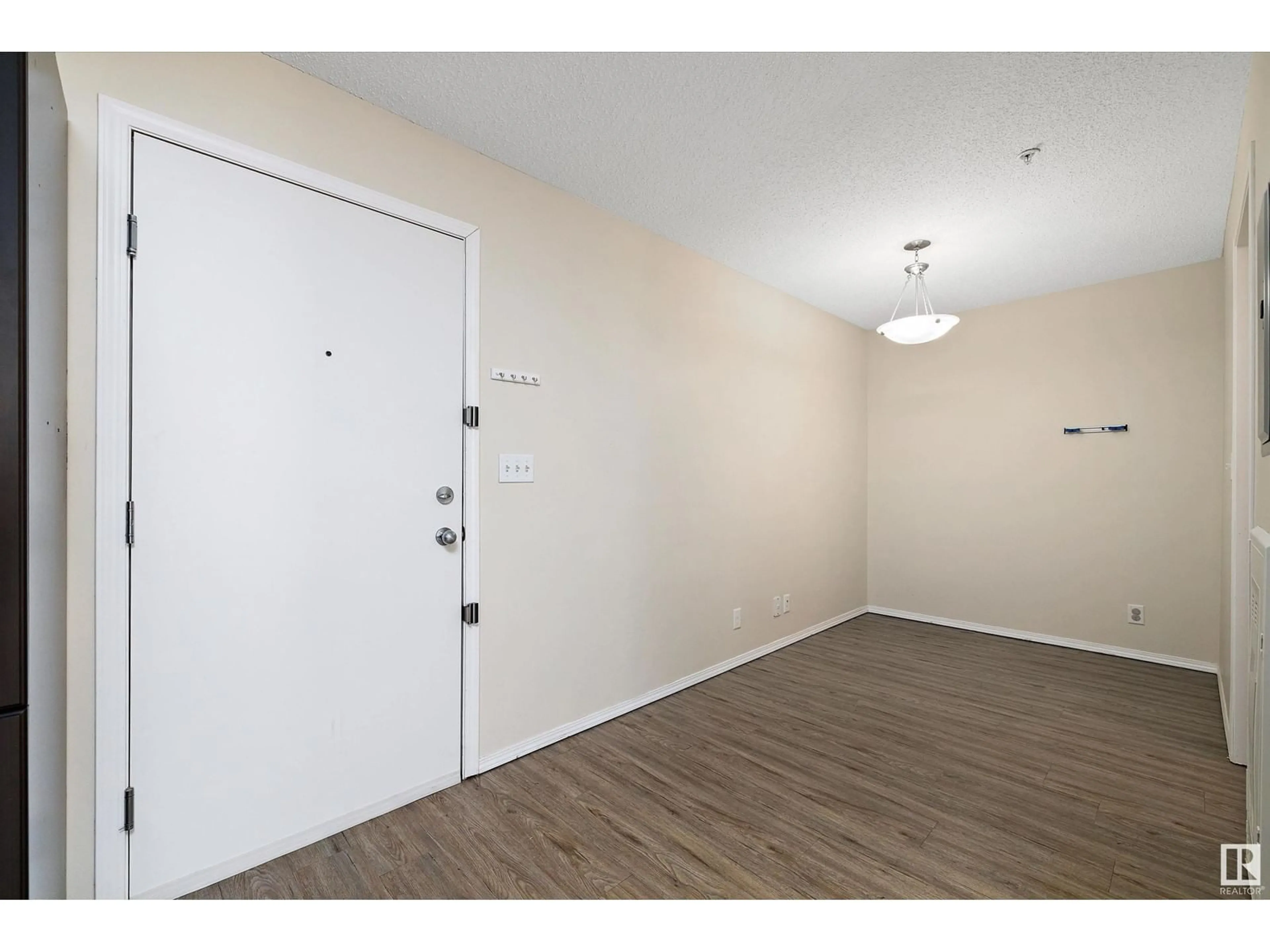 Unknown for 315 - 11808 22 AV, Edmonton Alberta T6W2A2