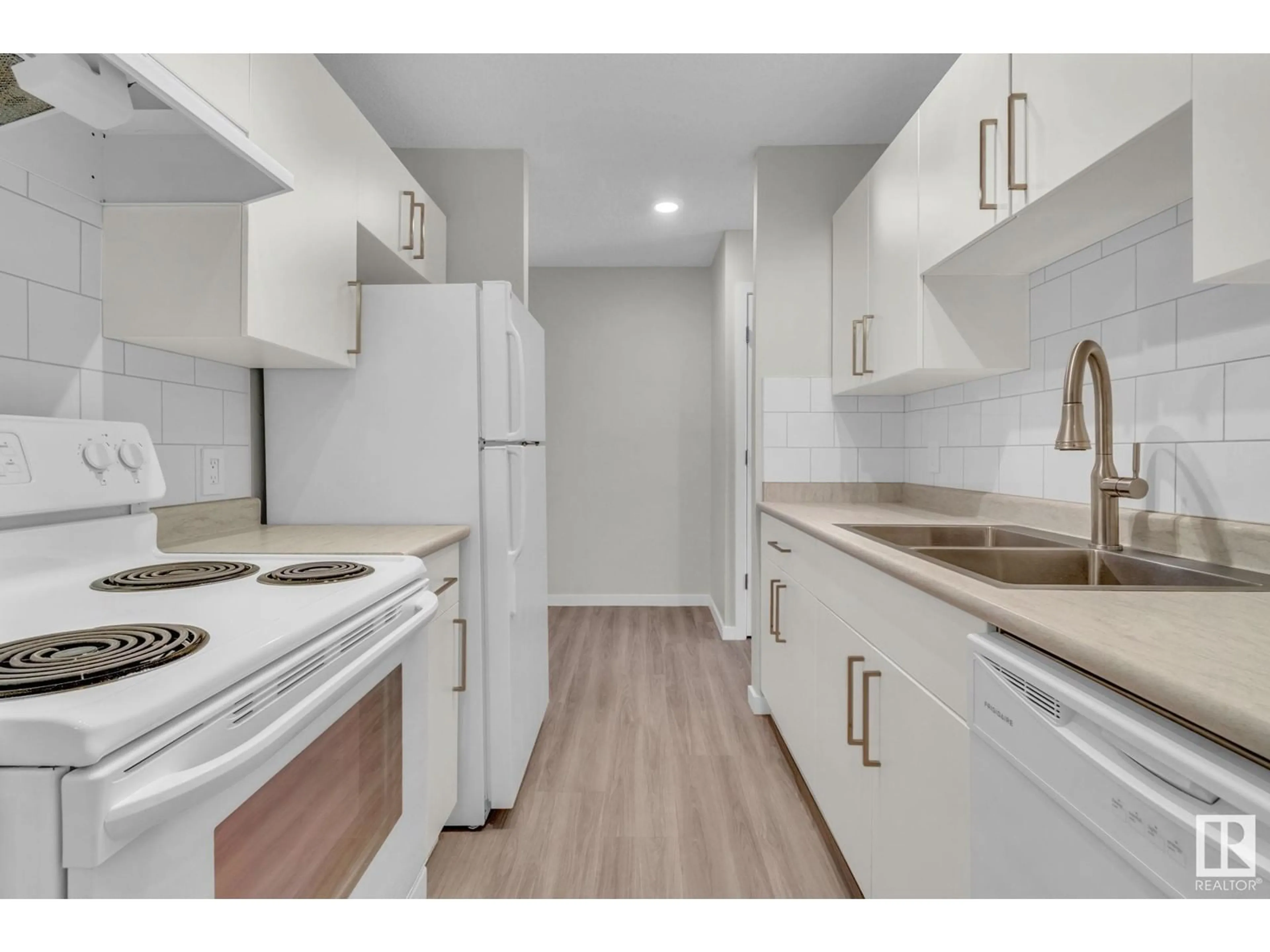 Standard kitchen, unknown for #403 - 10175 114 ST, Edmonton Alberta T5K2L4