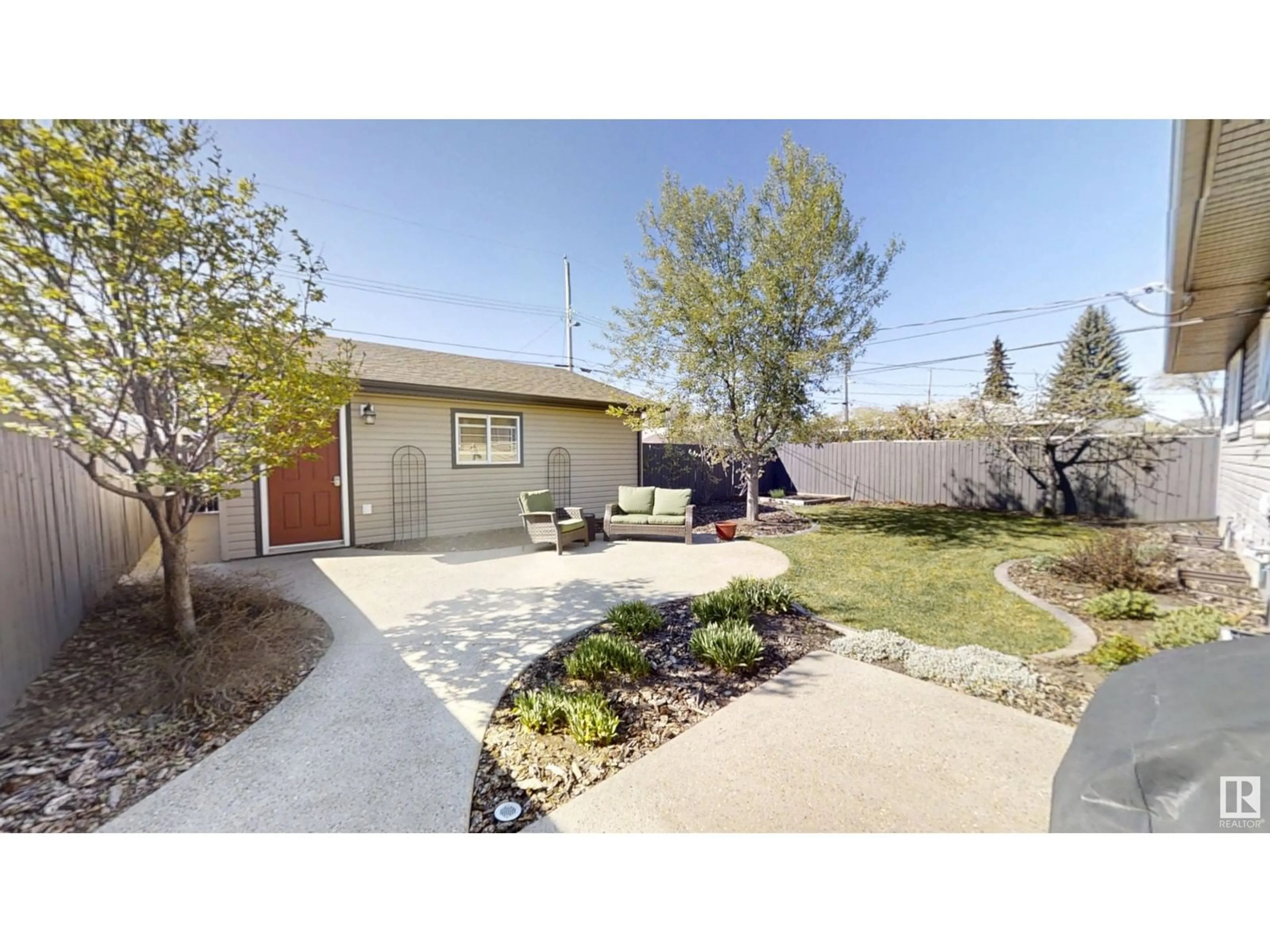 Unknown for 6211 85 AV, Edmonton Alberta T6B0J4