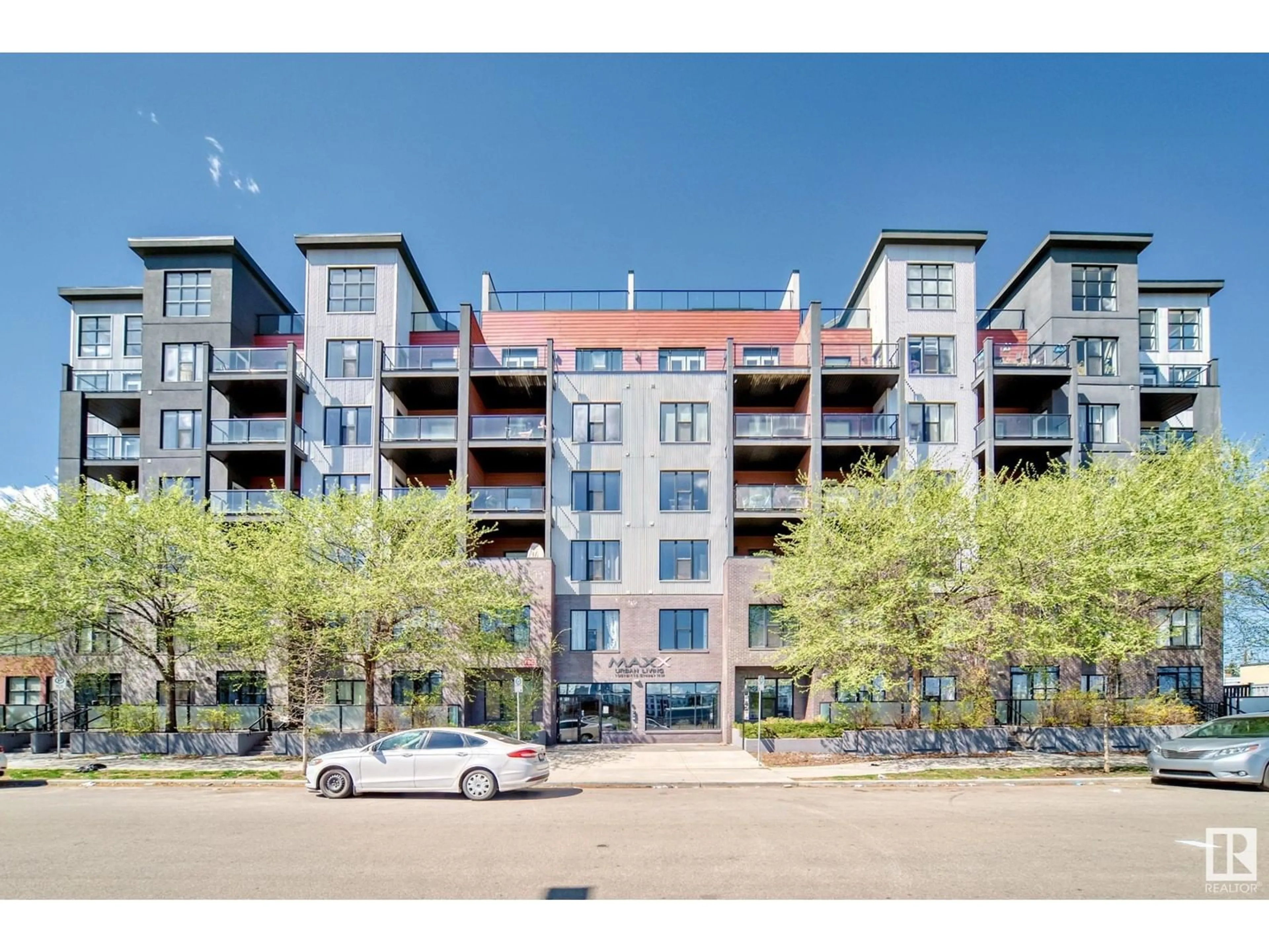Unknown for #413 - 10518 113 ST, Edmonton Alberta T5H3H5