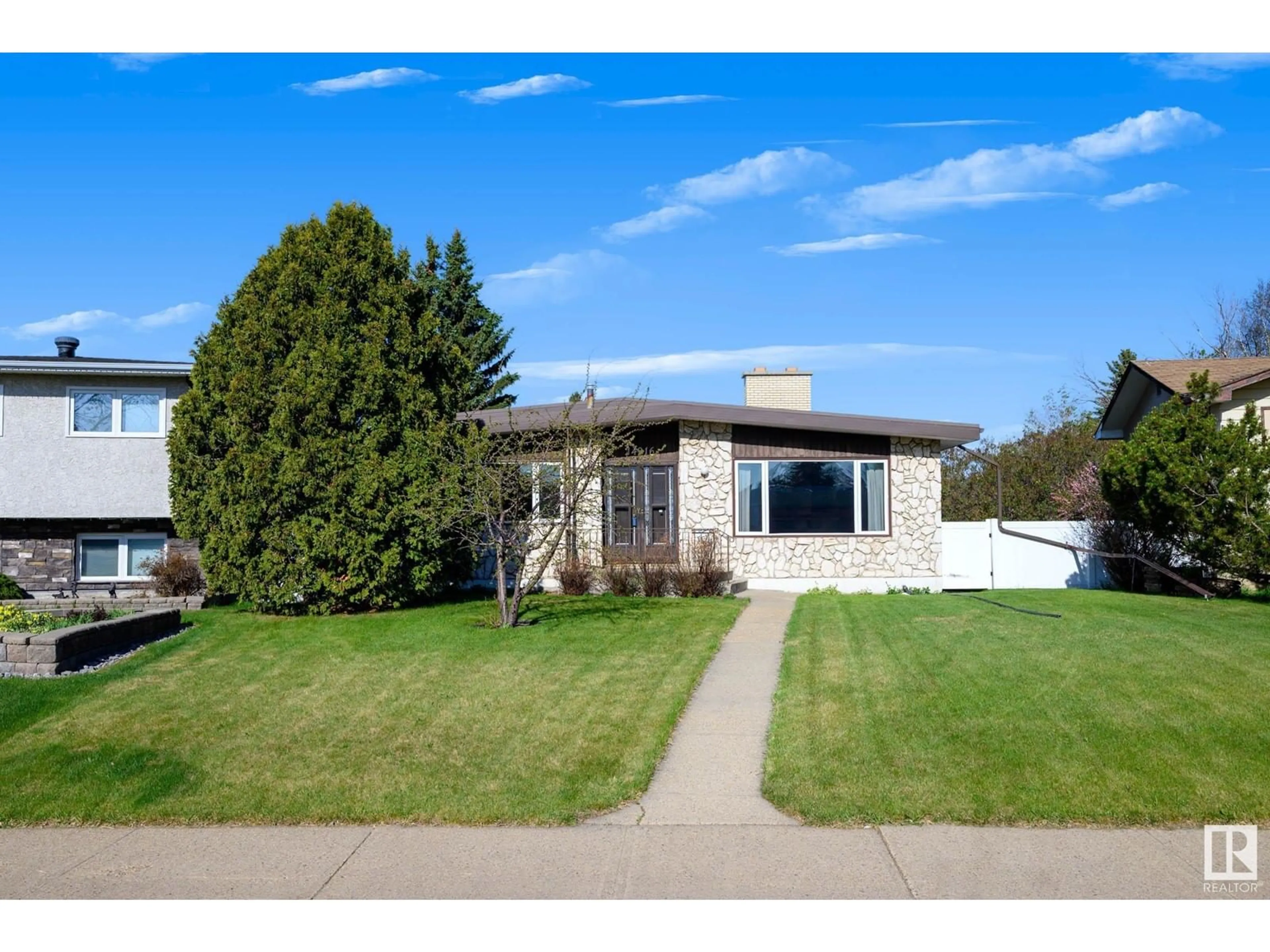 Unknown for NW - 14916 94 ST, Edmonton Alberta T5E3W6