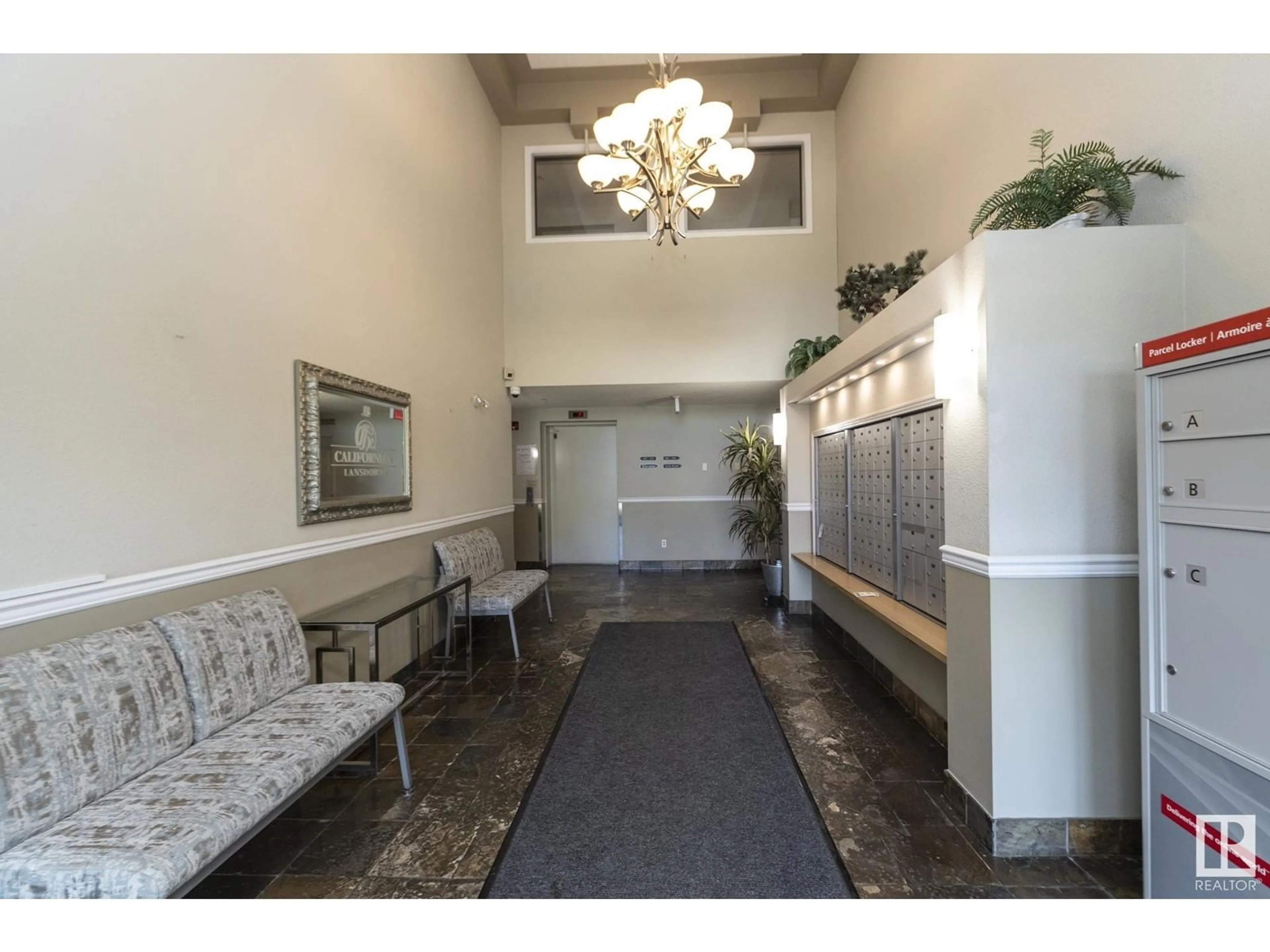 Indoor foyer for 401 - 12111 51 AV, Edmonton Alberta T6H6A3