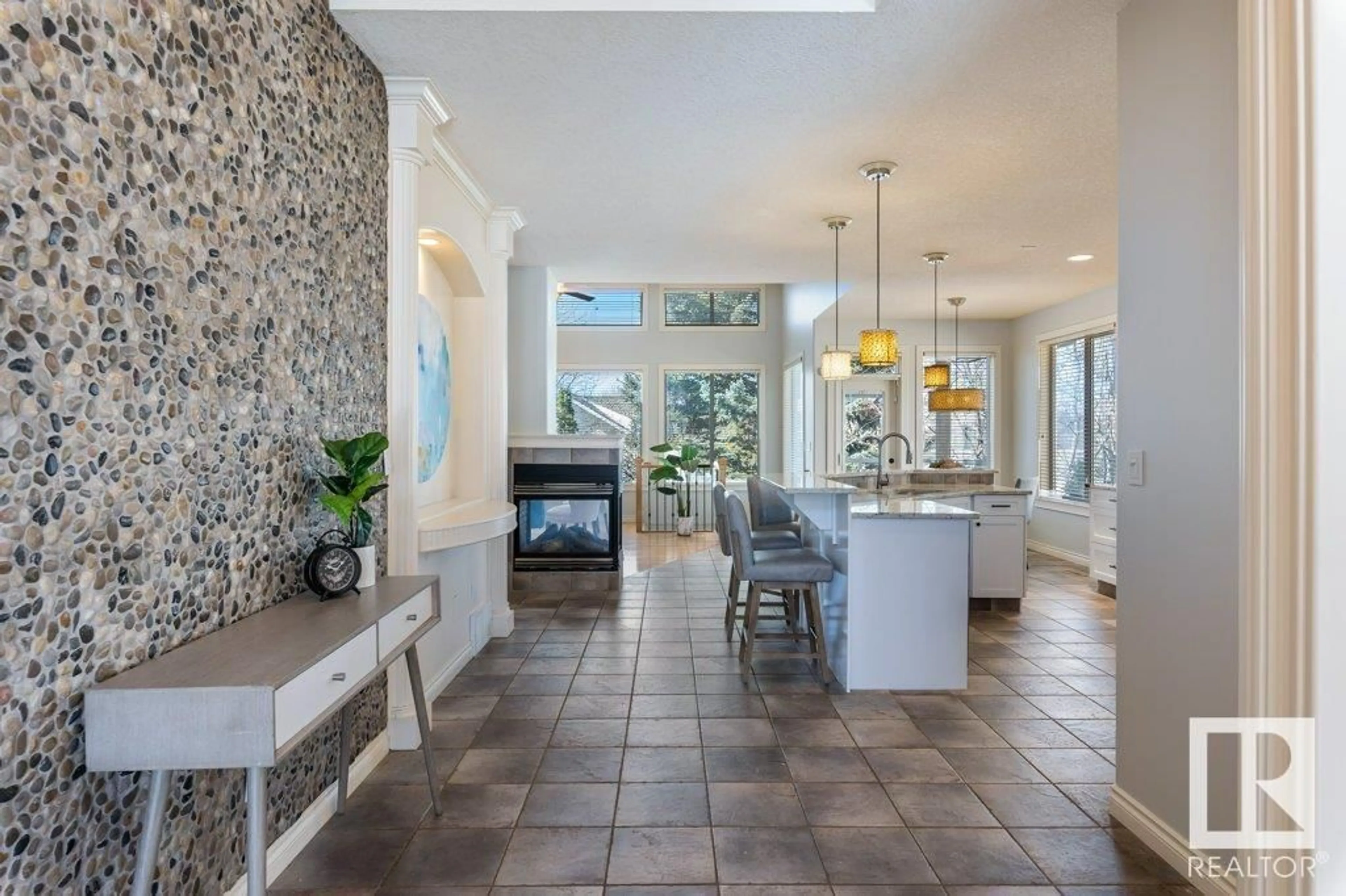 Indoor entryway for 12 KNIGHTS CO, St. Albert Alberta T8N6S8