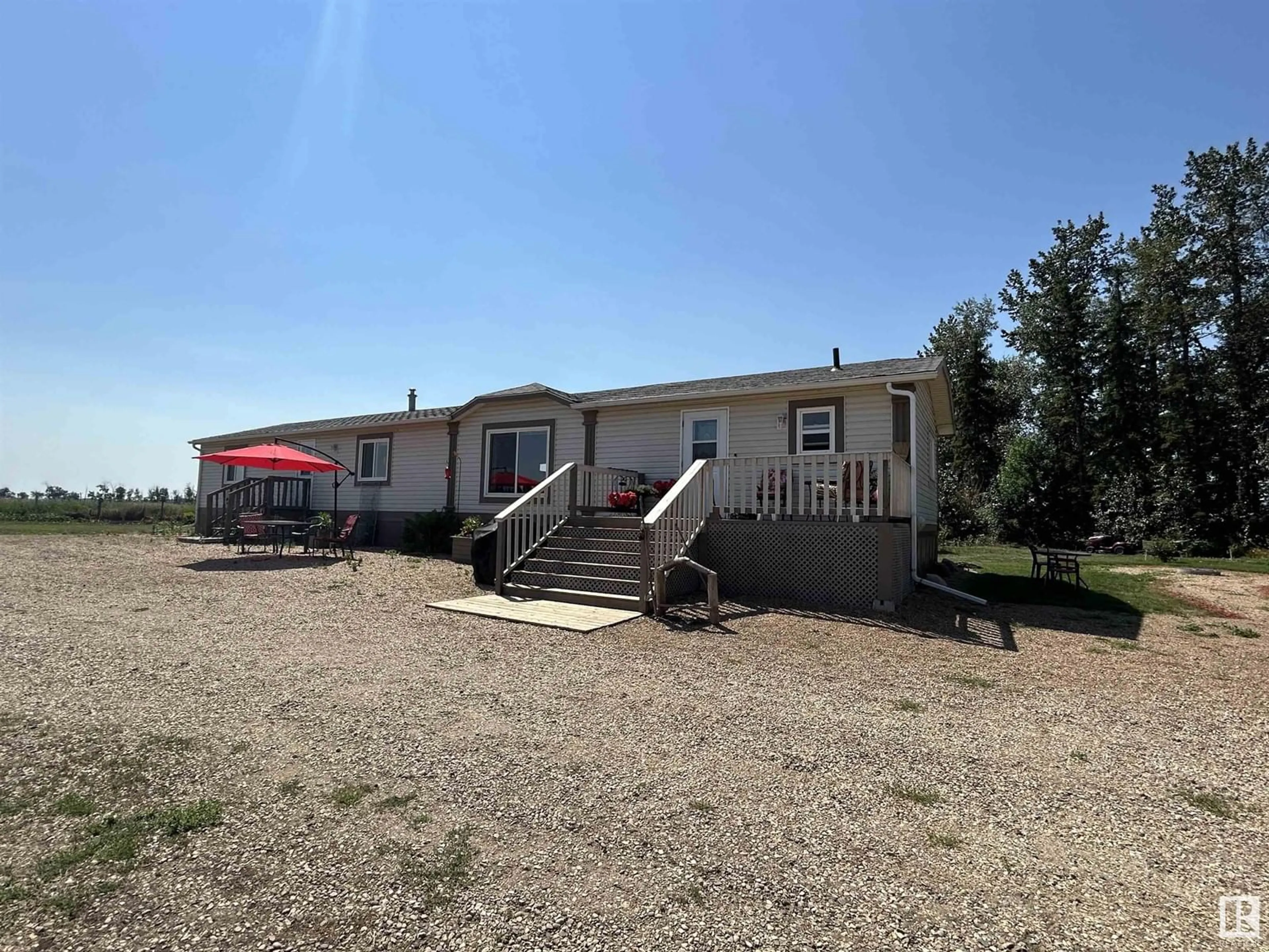 A pic from outside/outdoor area/front of a property/back of a property/a pic from drone, unknown for 58524 RR 241, Rural Westlock County Alberta T0G2J0