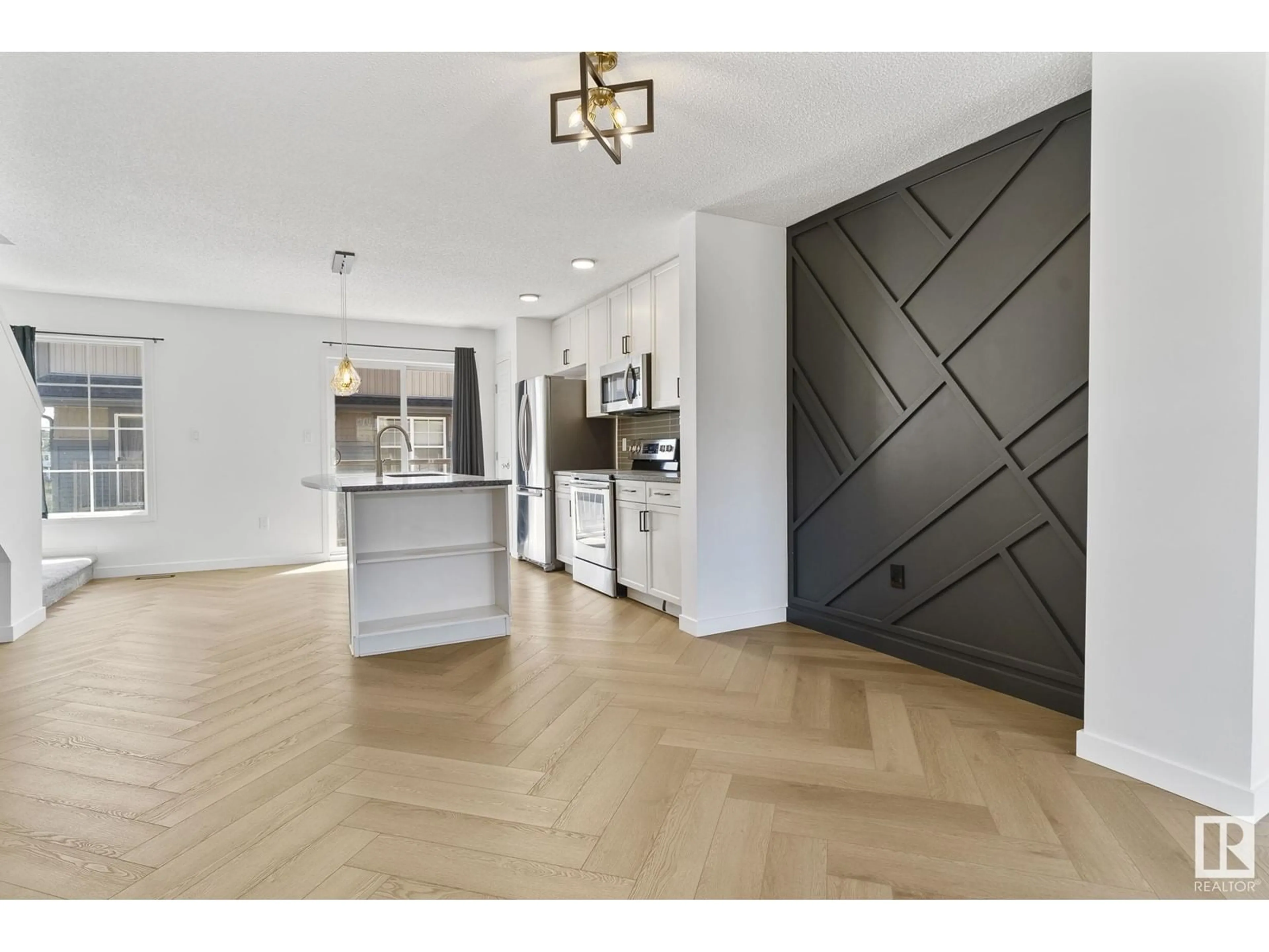 Unknown for 2 - 4029 ORCHARDS DR, Edmonton Alberta T6L1V2