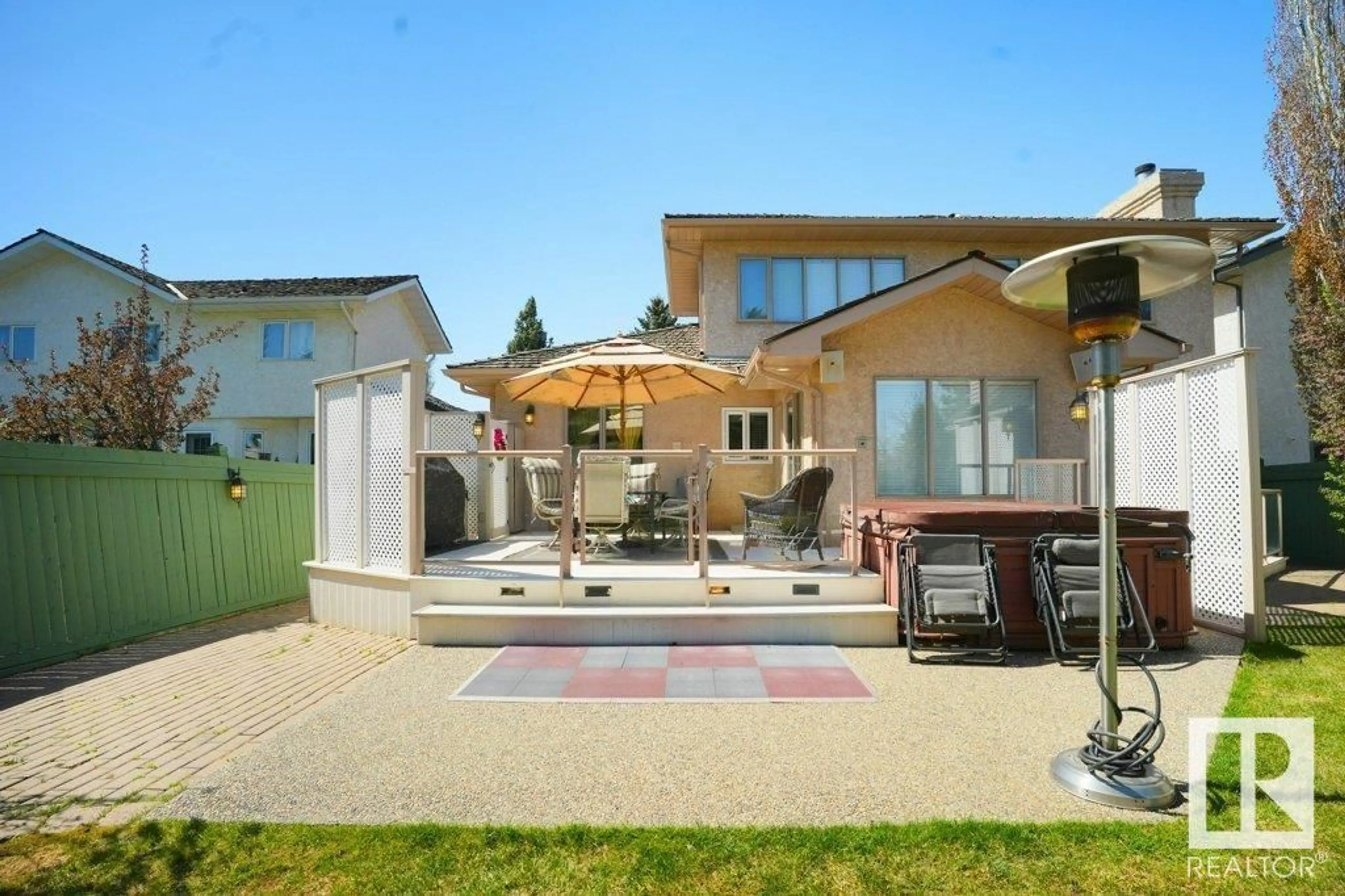 Patio, street for 762 WELLS WD, Edmonton Alberta T6M2J9