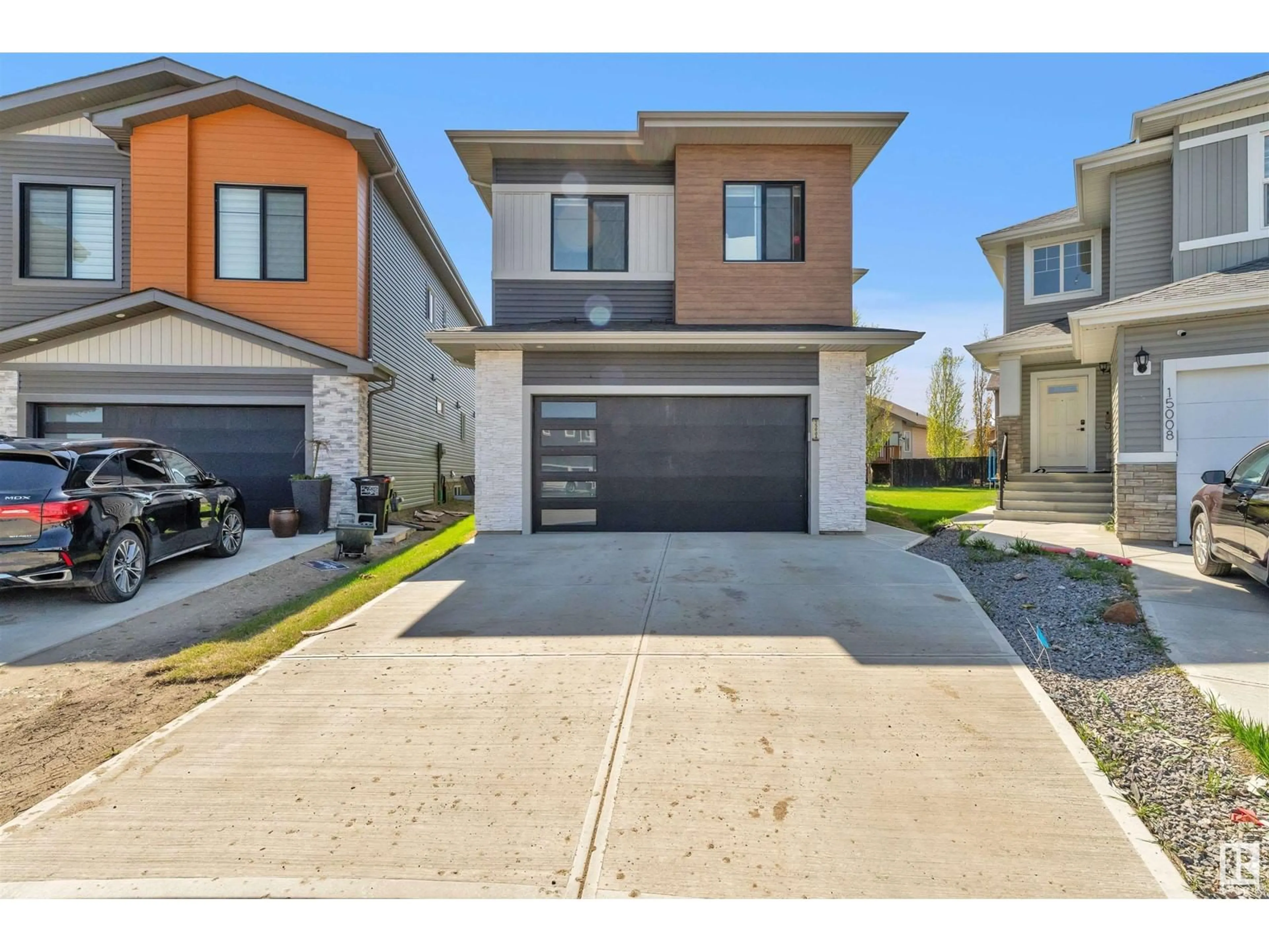 Unknown for 15004 15 ST NW, Edmonton Alberta T5Y3T4