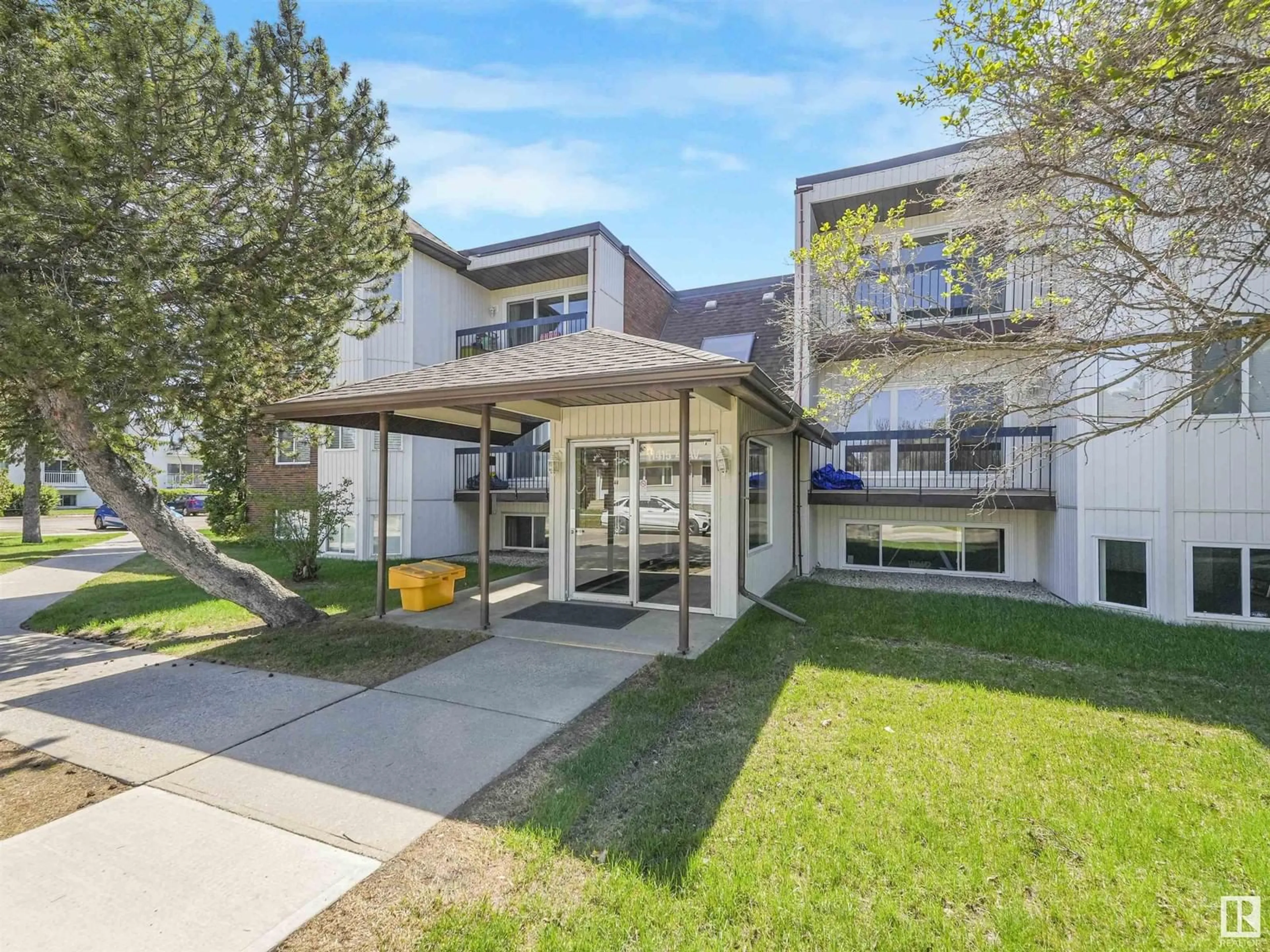 Unknown for #204 - 11415 41 AV, Edmonton Alberta T6J0T9