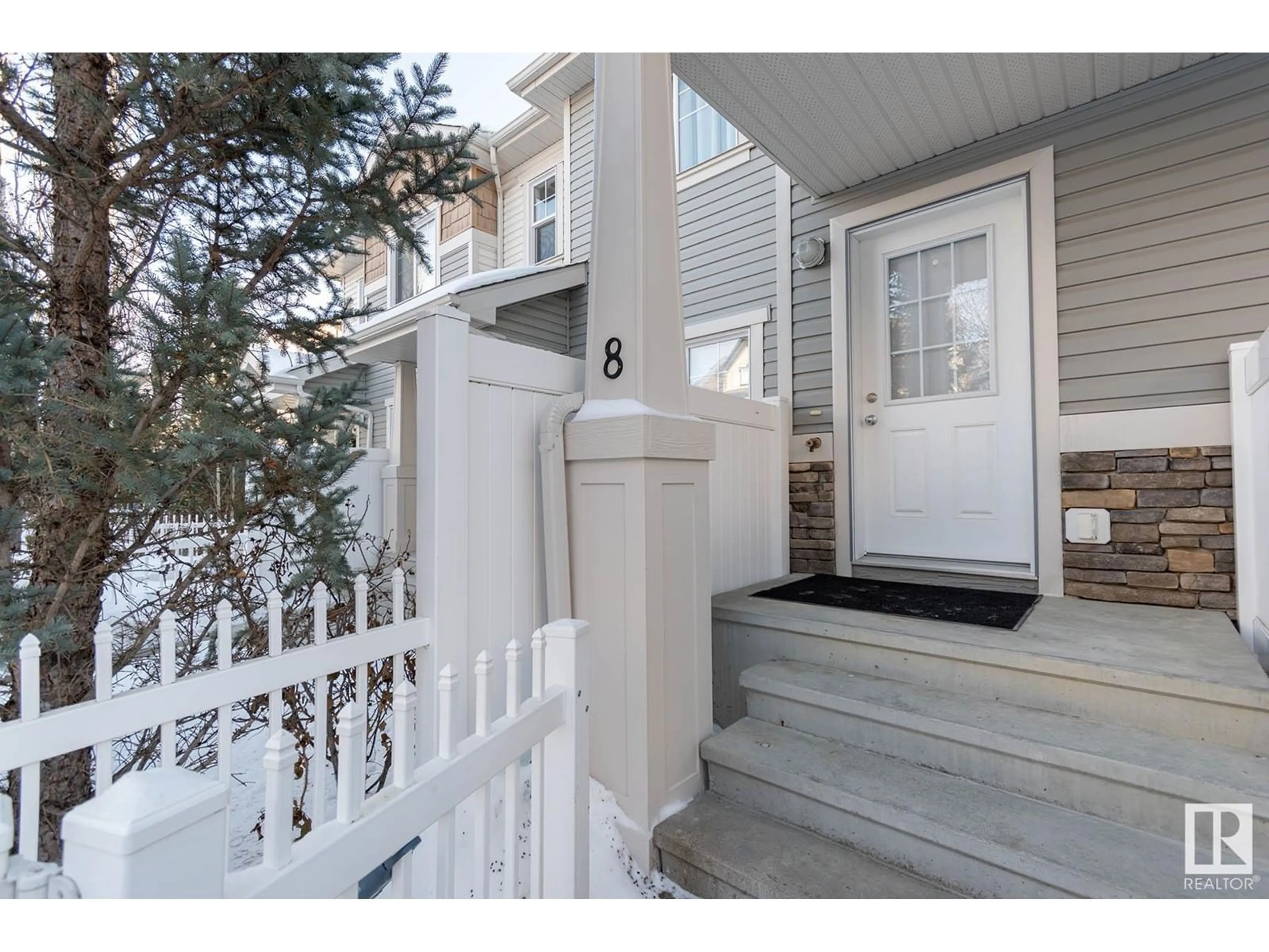 Indoor entryway for #8 - 4850 TERWILLEGAR CM, Edmonton Alberta T6R0T6
