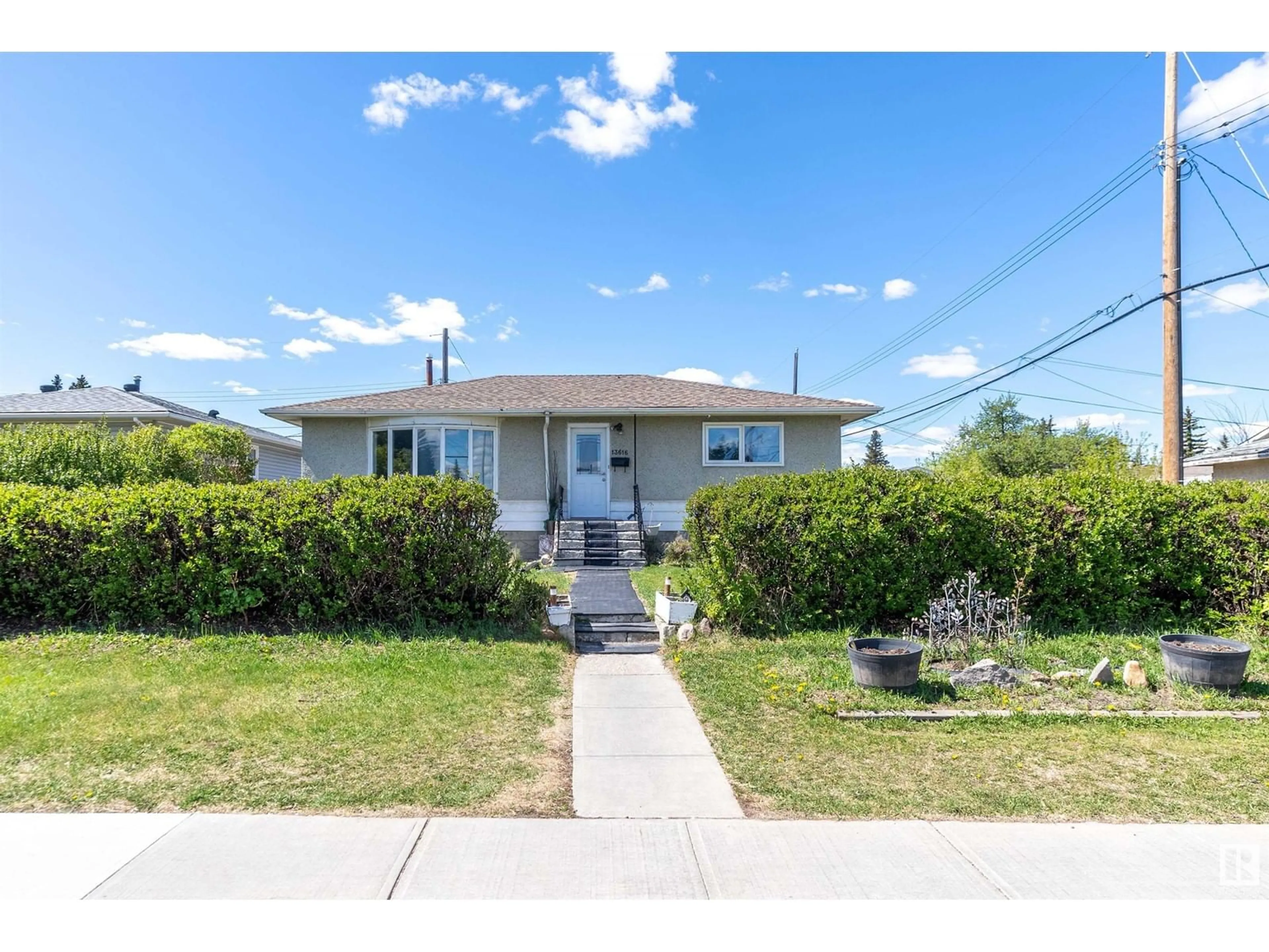 Unknown for NW - 13616 111 ST, Edmonton Alberta T5E4Z8