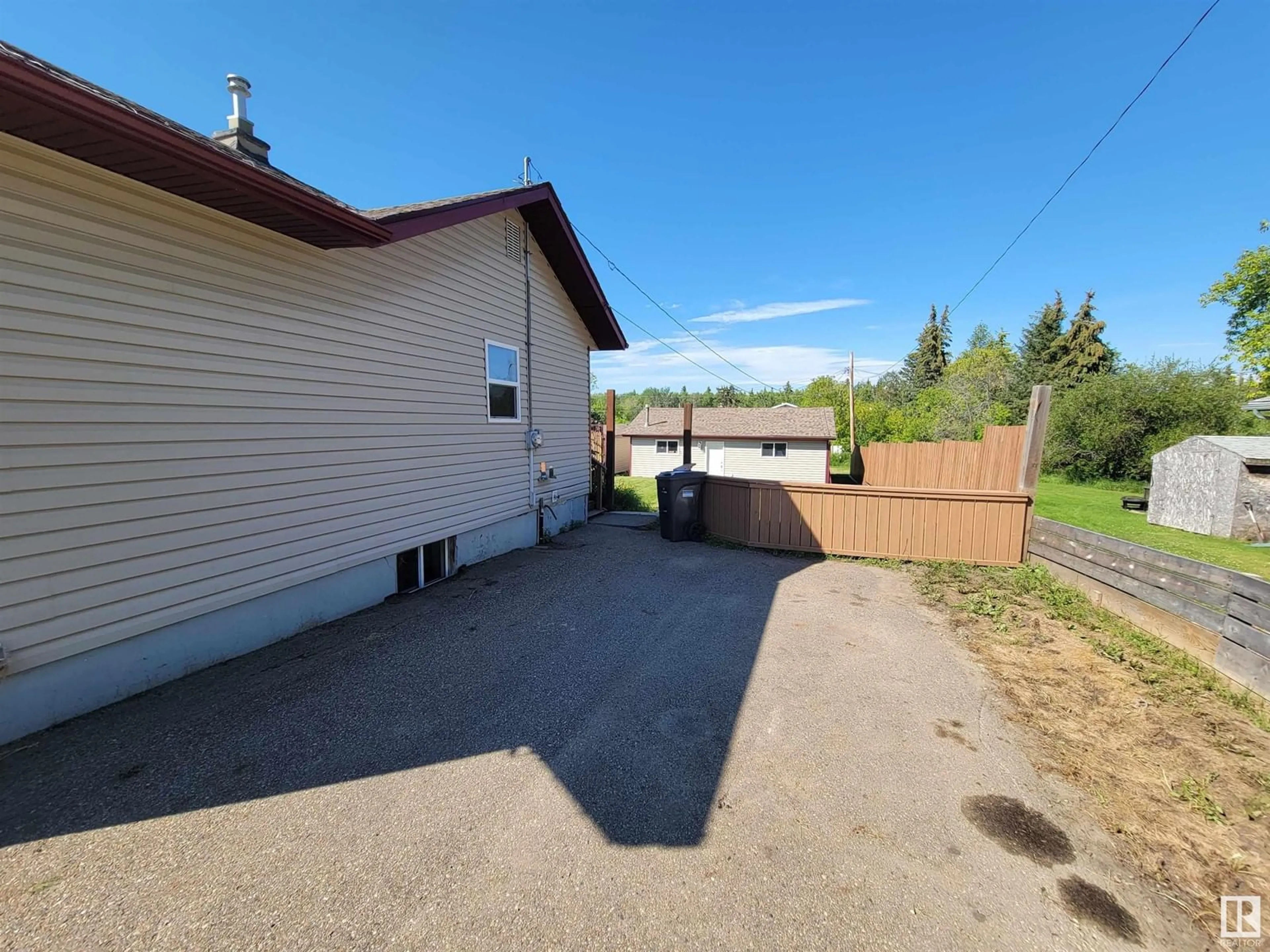 A pic from outside/outdoor area/front of a property/back of a property/a pic from drone, street for 504 17 AV, Cold Lake Alberta T9M1L4