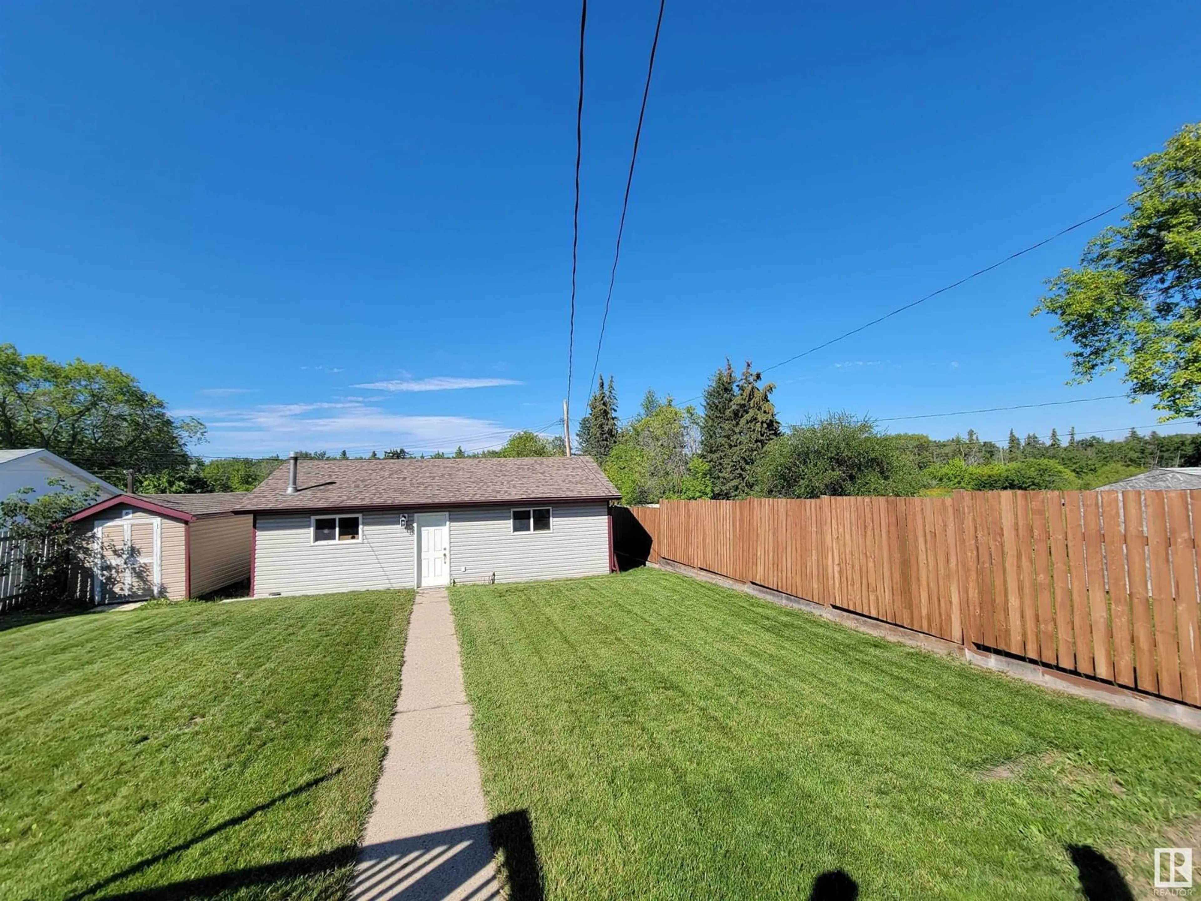 A pic from outside/outdoor area/front of a property/back of a property/a pic from drone, unknown for 504 17 AV, Cold Lake Alberta T9M1L4