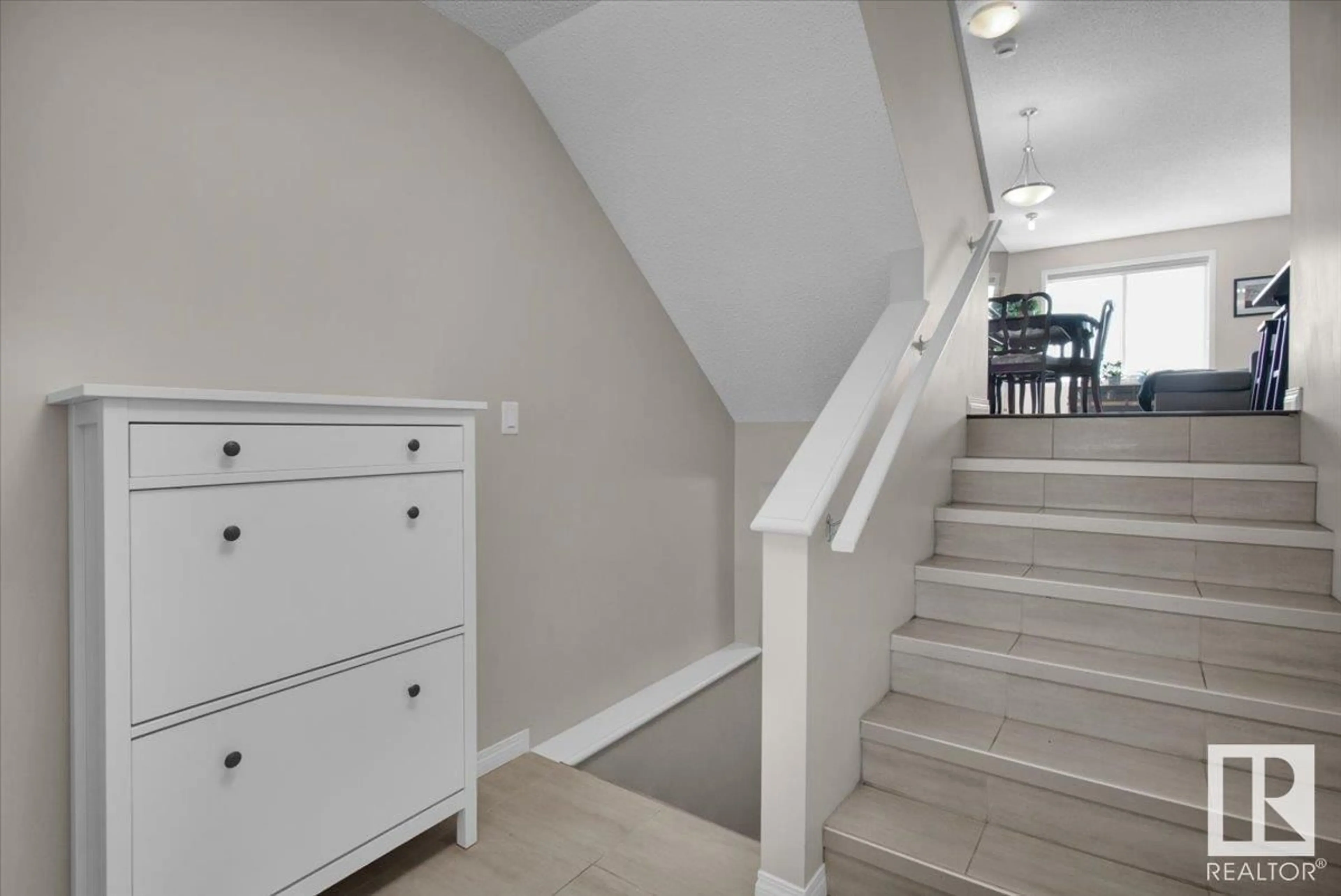 Stairs for 6741 24 AV, Edmonton Alberta T6X2B1