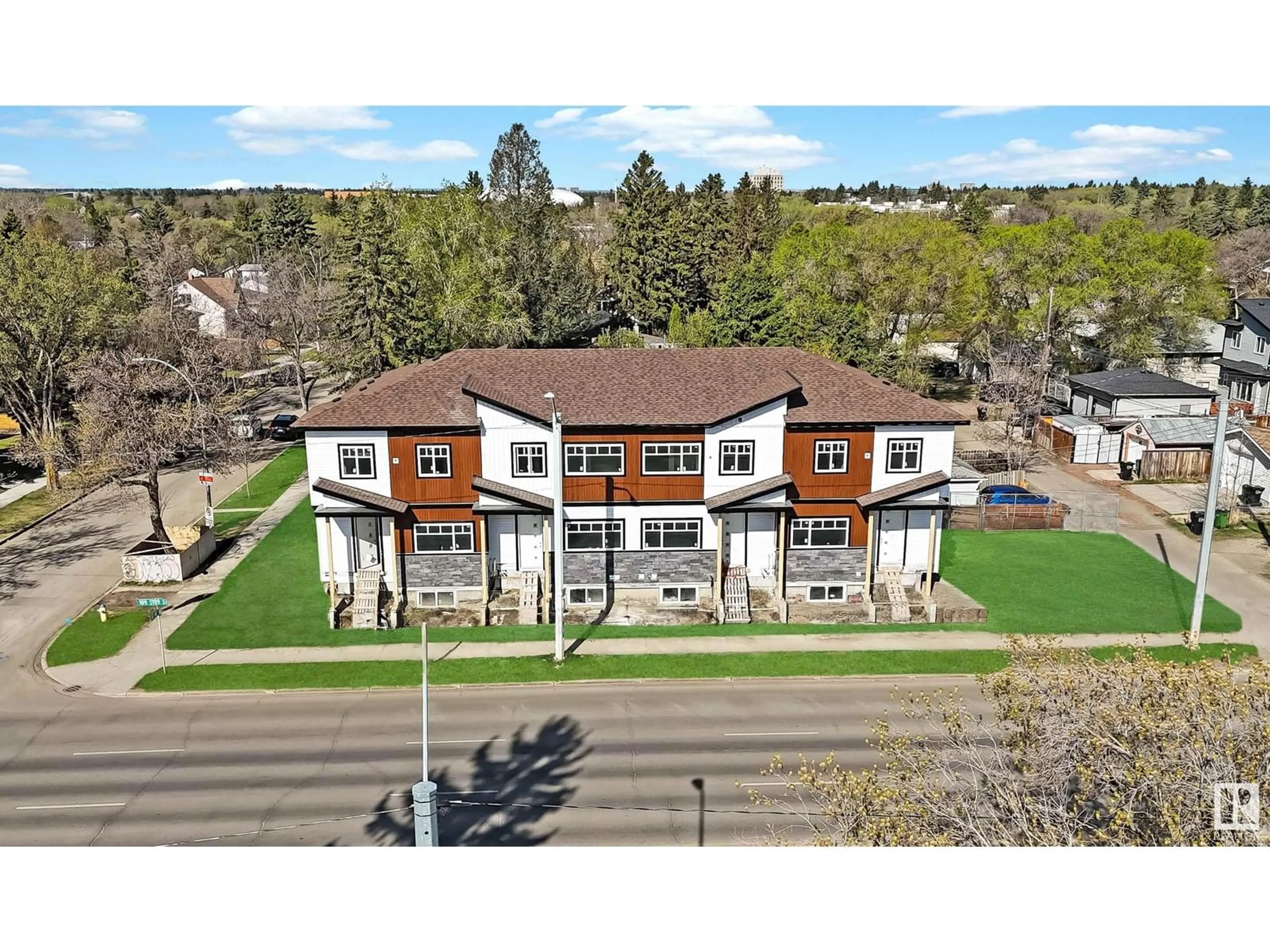 A pic from outside/outdoor area/front of a property/back of a property/a pic from drone, unknown for NW - 6704 109 ST, Edmonton Alberta T6H2A4
