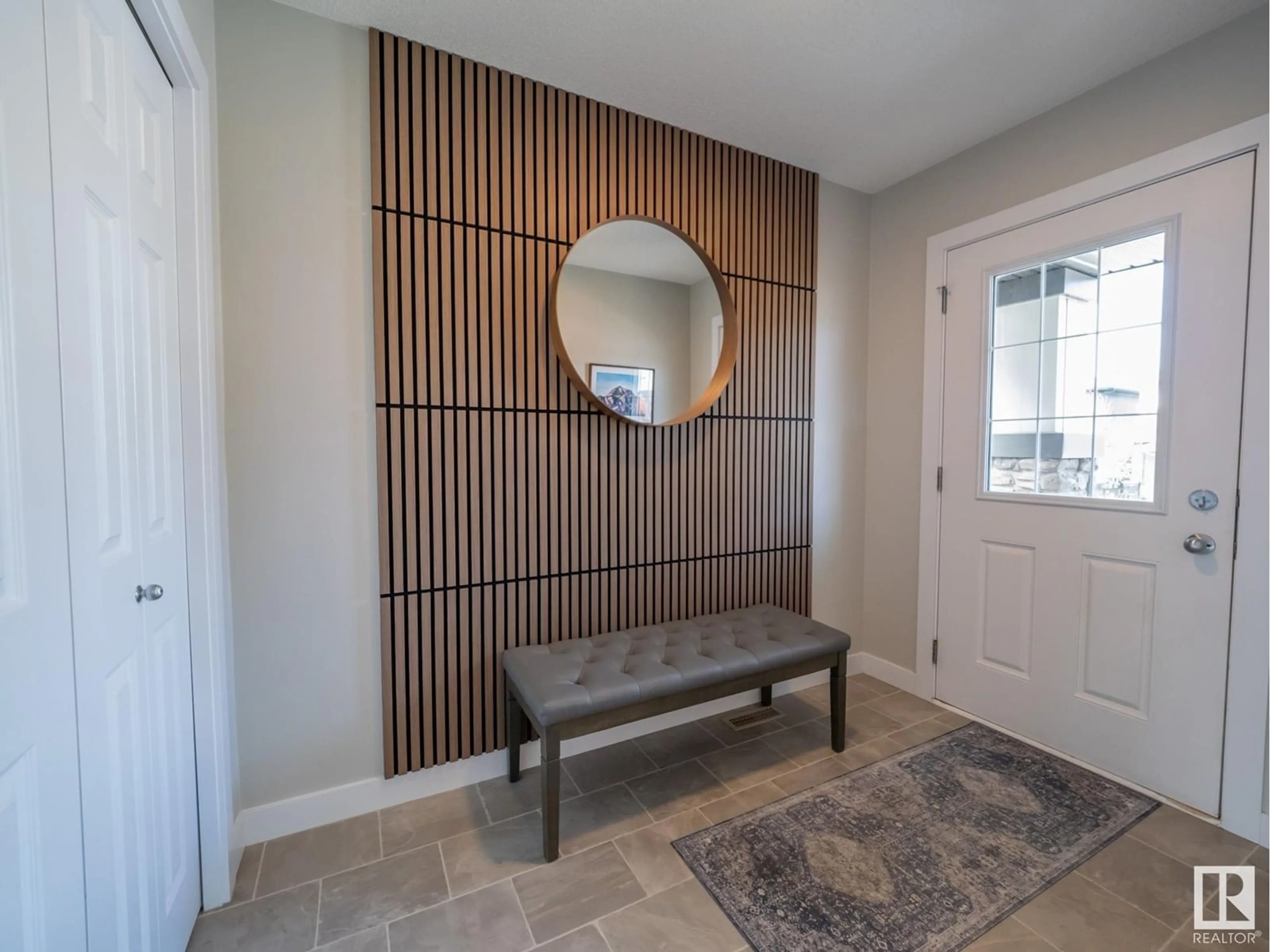Indoor entryway for 3709 WEIDLE CR, Edmonton Alberta T6X2E2