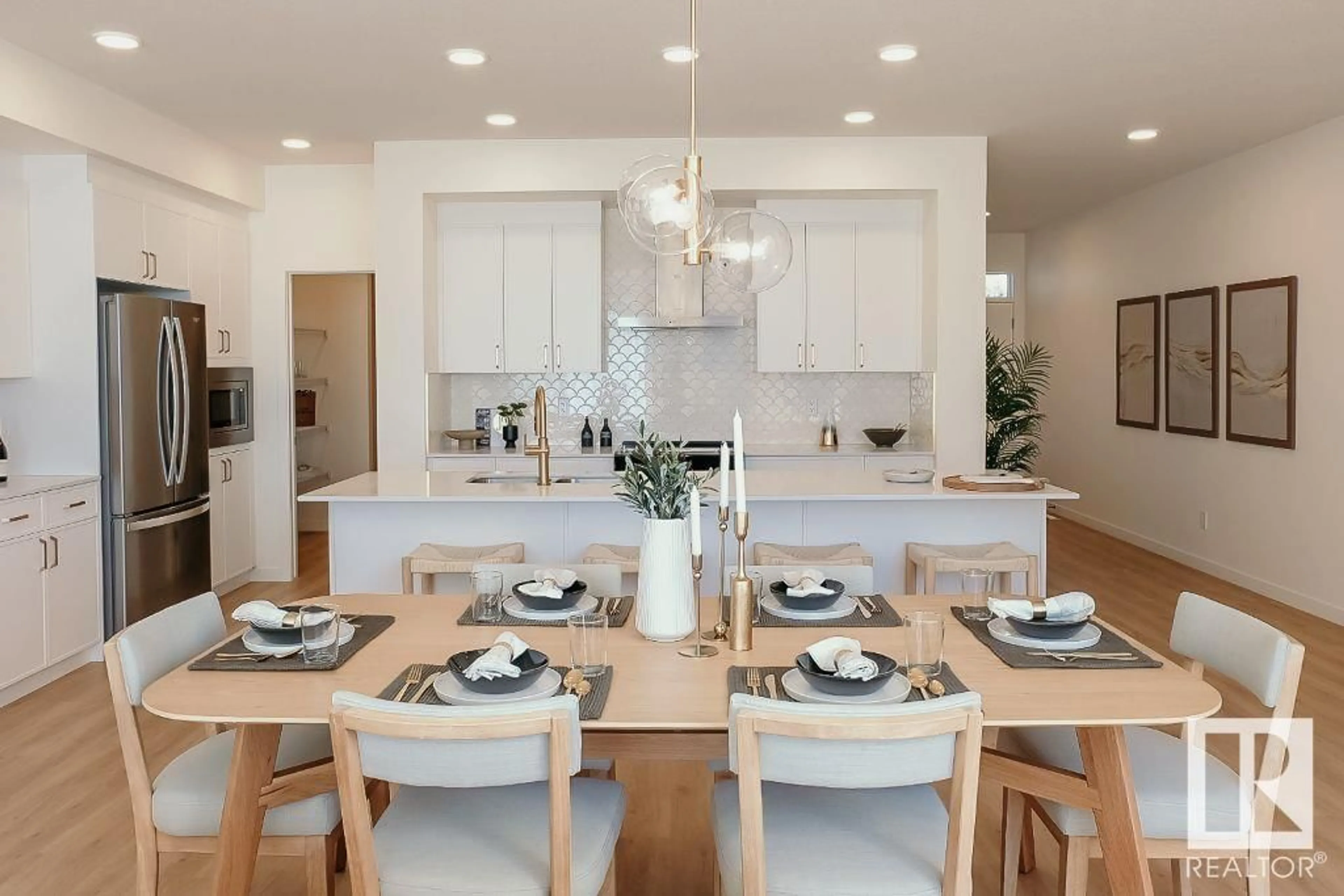 Open concept kitchen, unknown for 32 GAMBEL LO, Spruce Grove Alberta T7X4B9