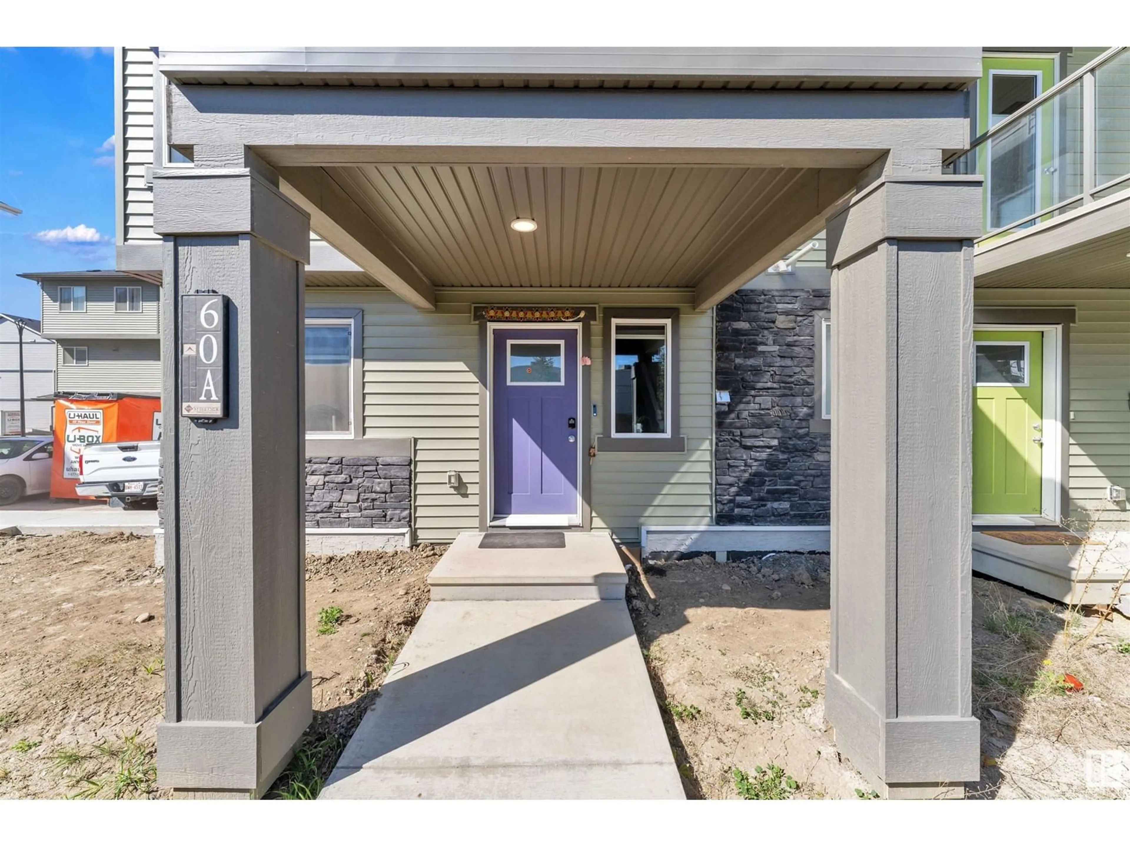 Indoor entryway for 1530 - 60A TAMARACK BLVD, Edmonton Alberta T6T2E6