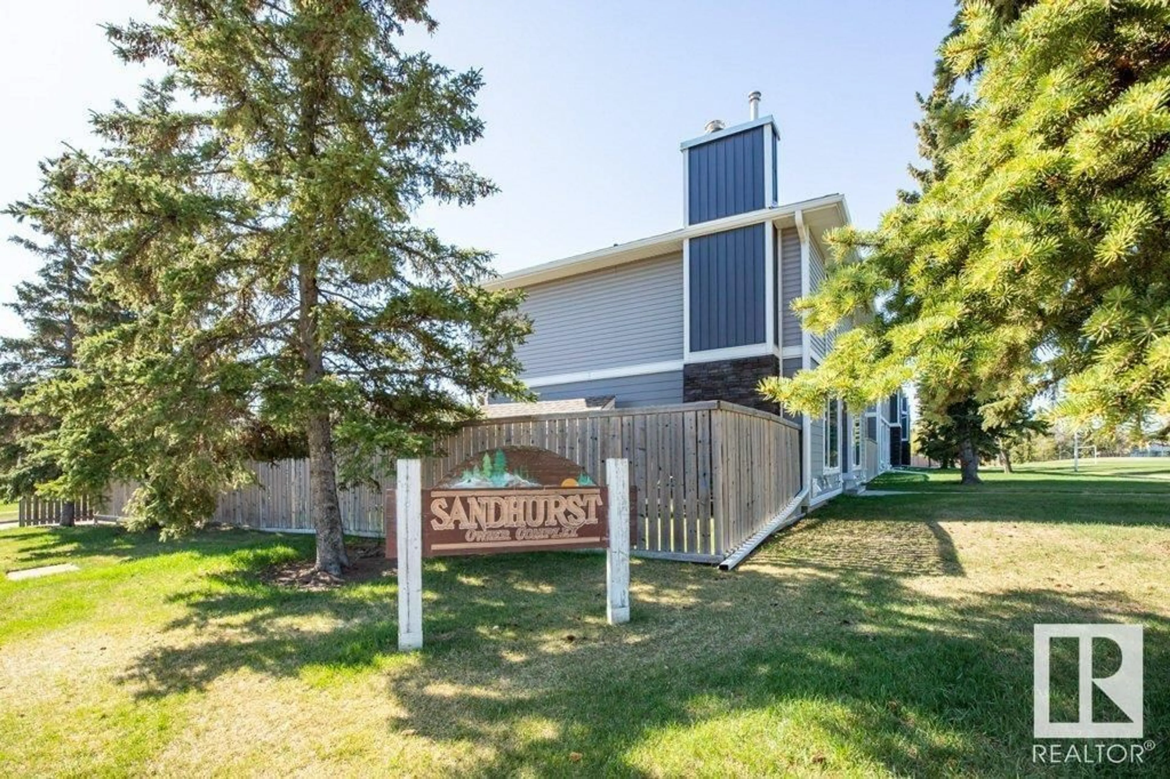 Unknown for 1088 LAKEWOOD RD, Edmonton Alberta T6K3T7