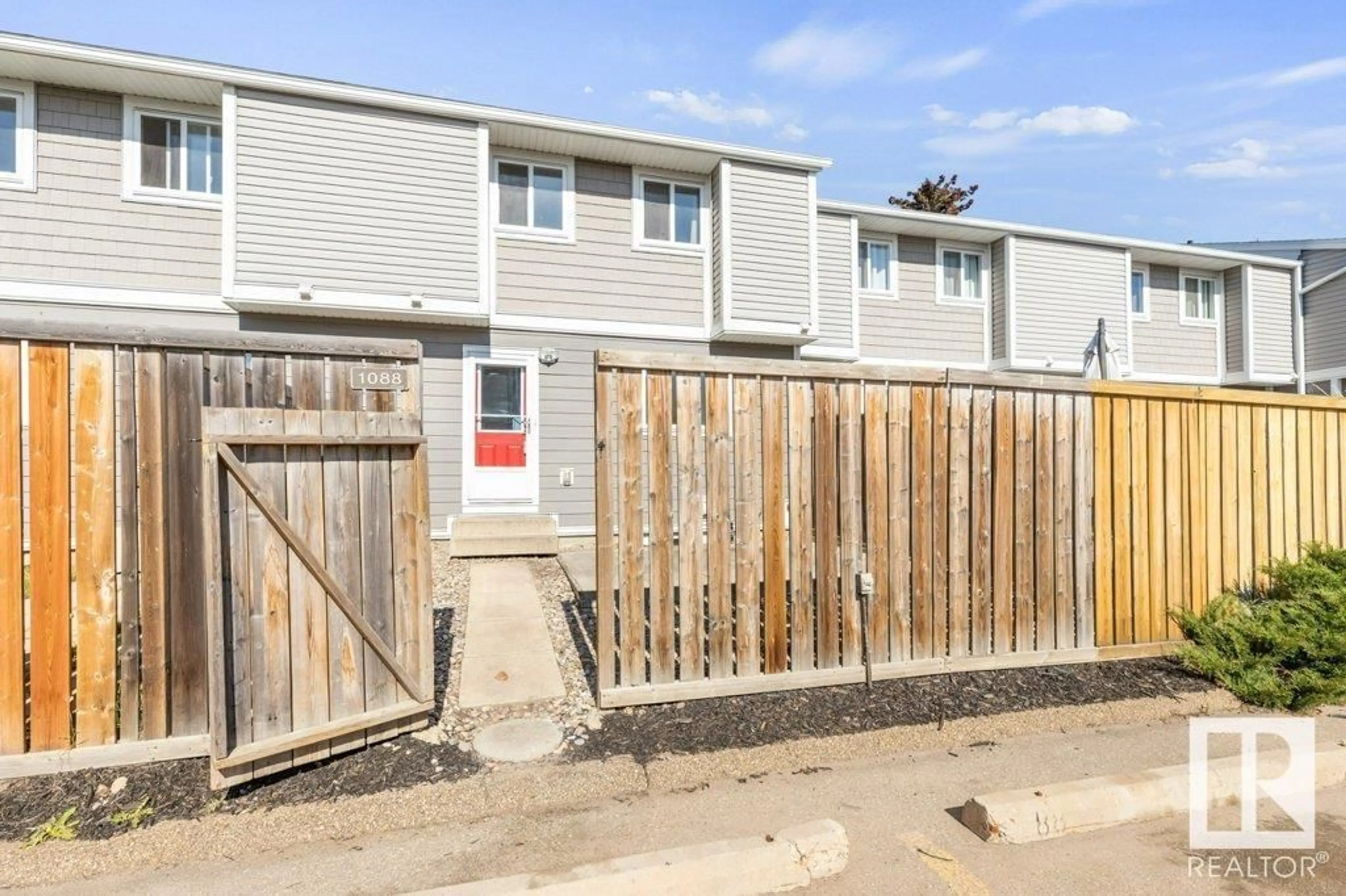 Unknown for 1088 LAKEWOOD RD, Edmonton Alberta T6K3T7
