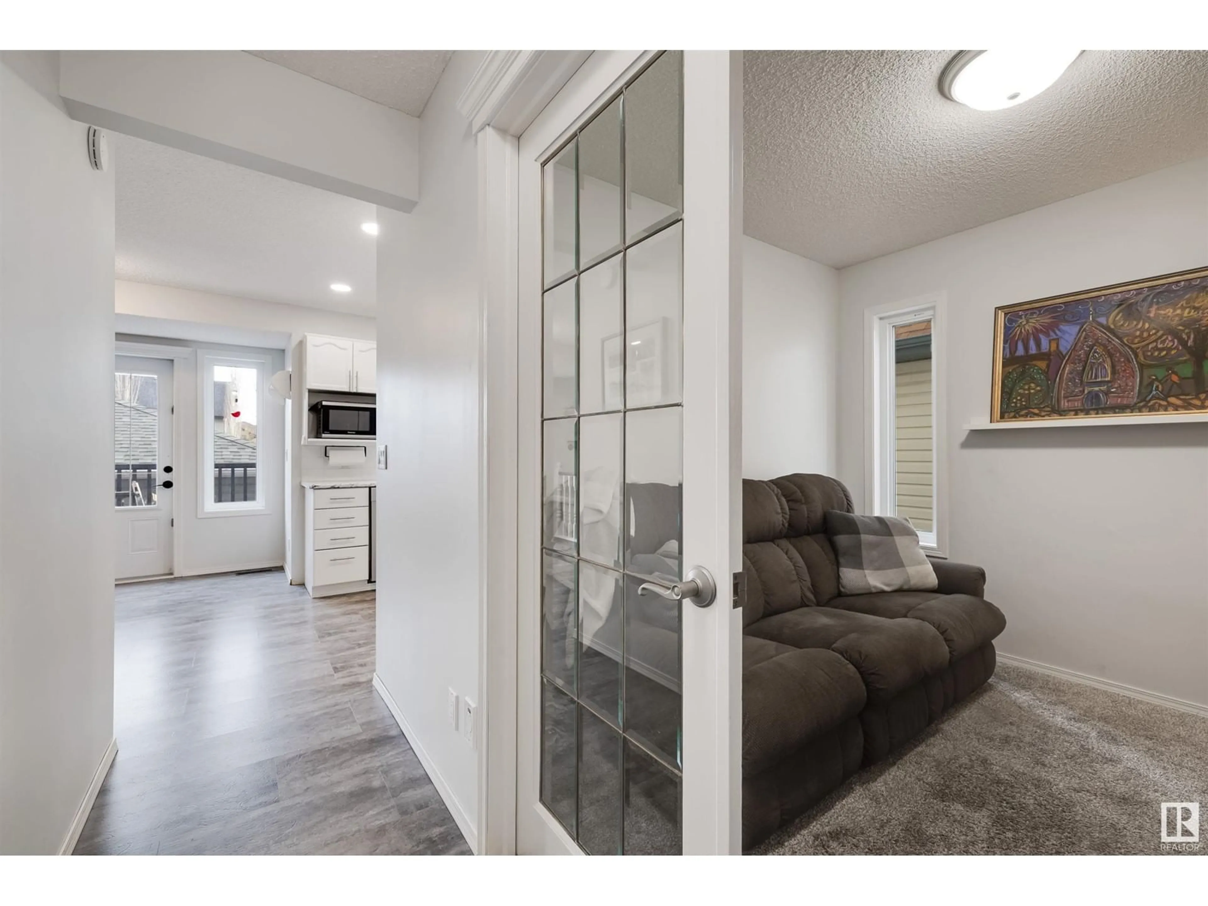 Indoor entryway for 73 CACTUS WY, Sherwood Park Alberta T8H1T2
