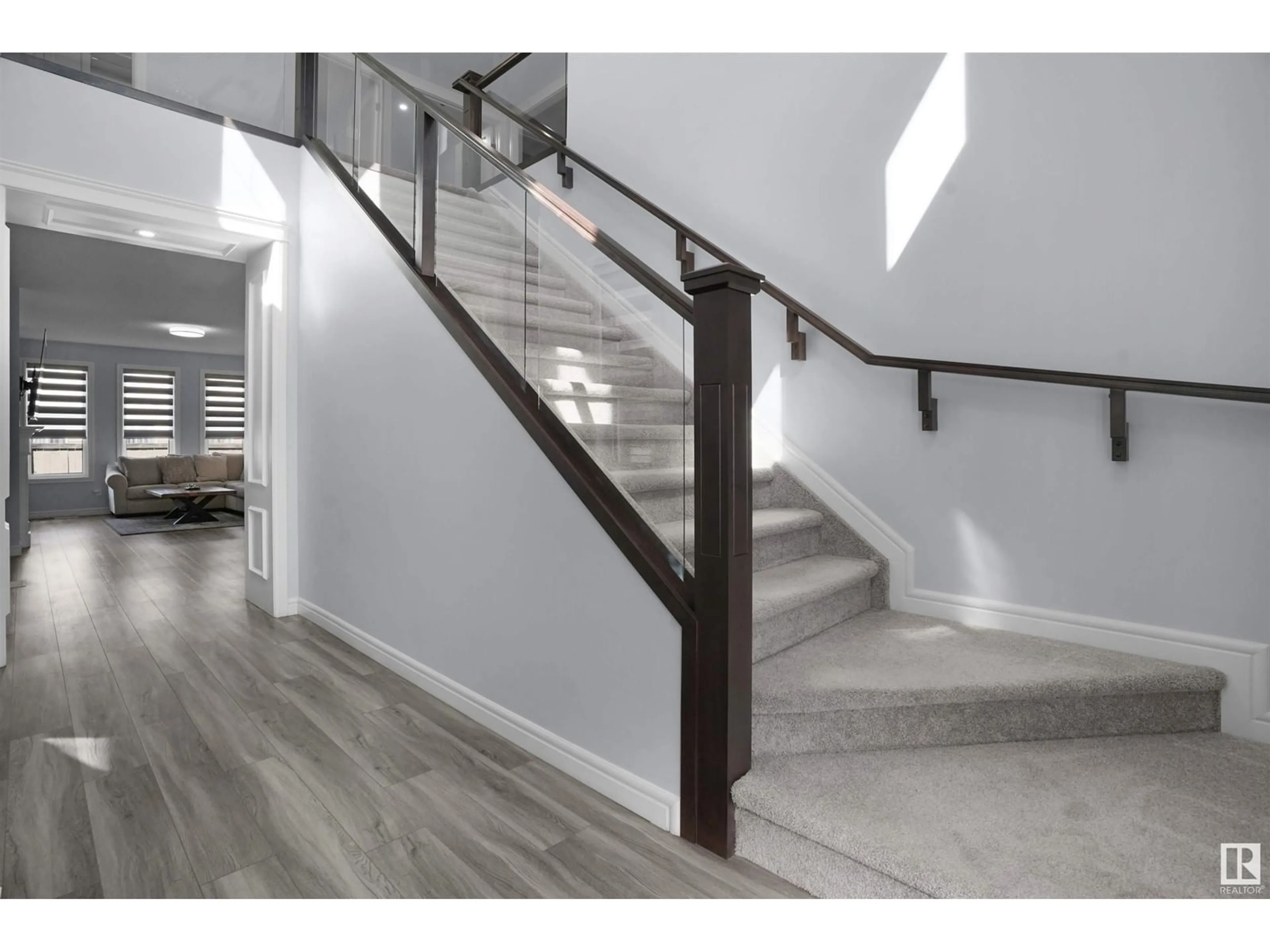 Stairs for 17252 9 AV, Edmonton Alberta T6W3V4