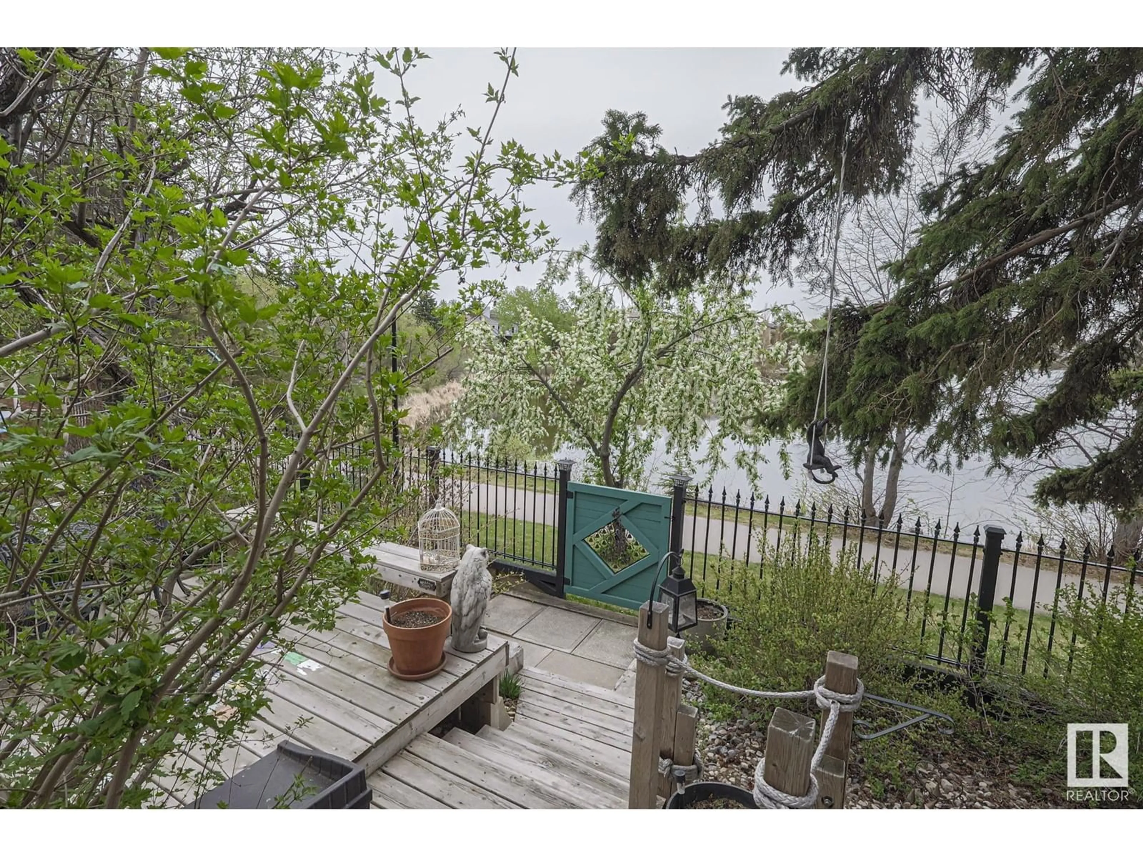 Patio, water/lake/river/ocean view for 15705 111 ST, Edmonton Alberta T5X4S3