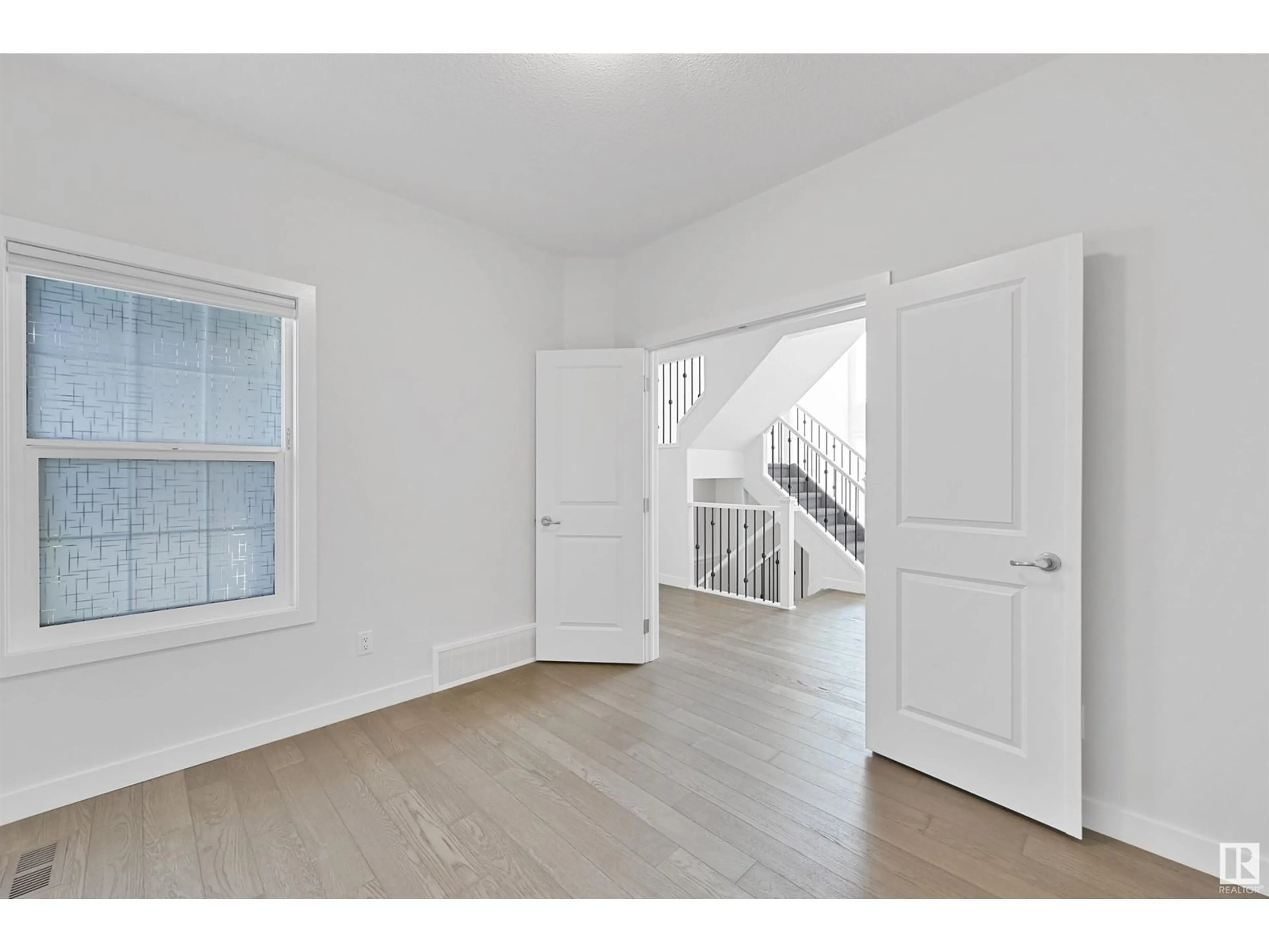 A pic of a room for 5750 KEEPING CR, Edmonton Alberta T6W0S5