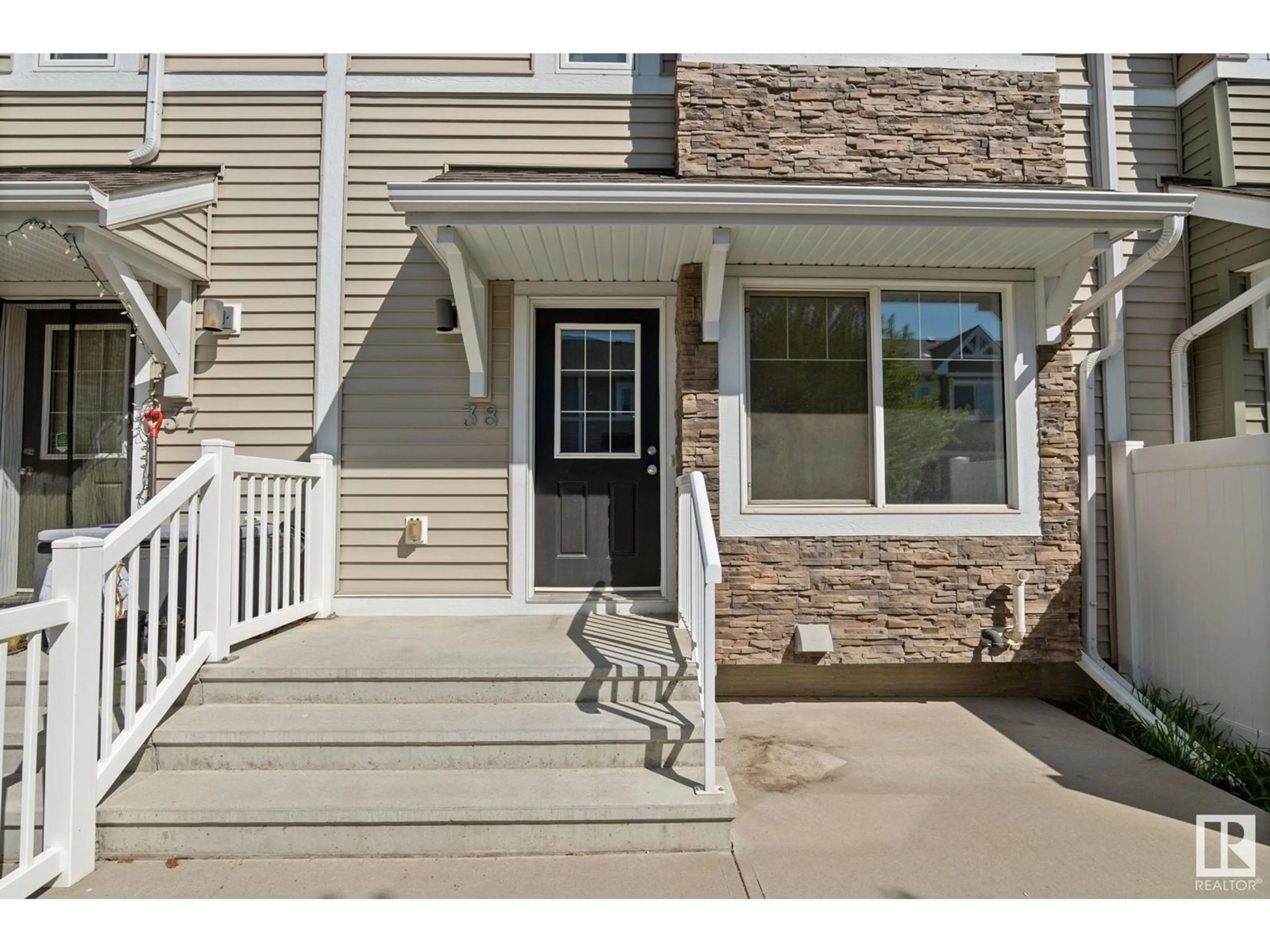 Unknown for 38 CLAREVIEW RD, Edmonton Alberta T5A0Z6