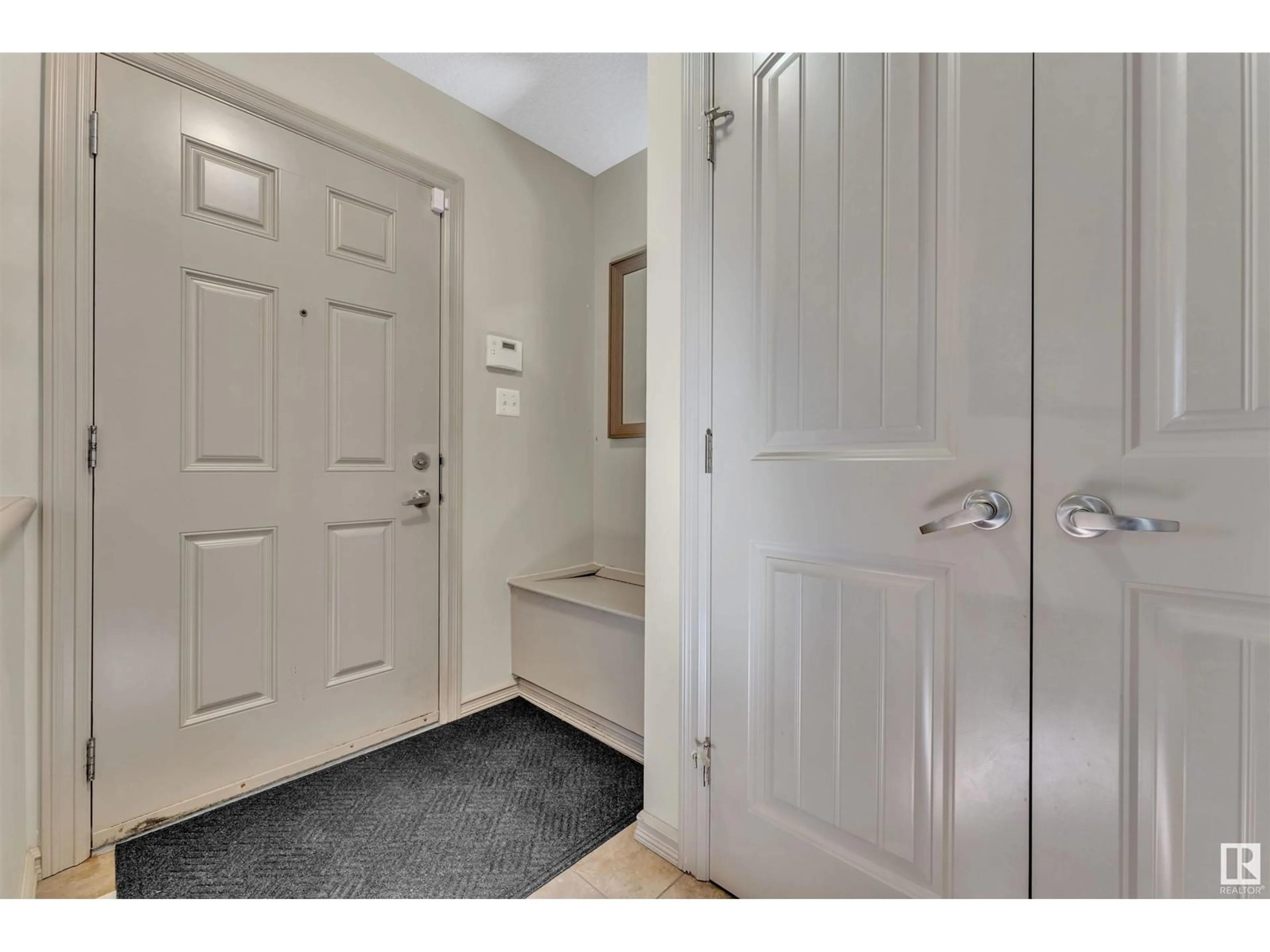 Indoor entryway for 1127 35 AV, Edmonton Alberta T6T0J8