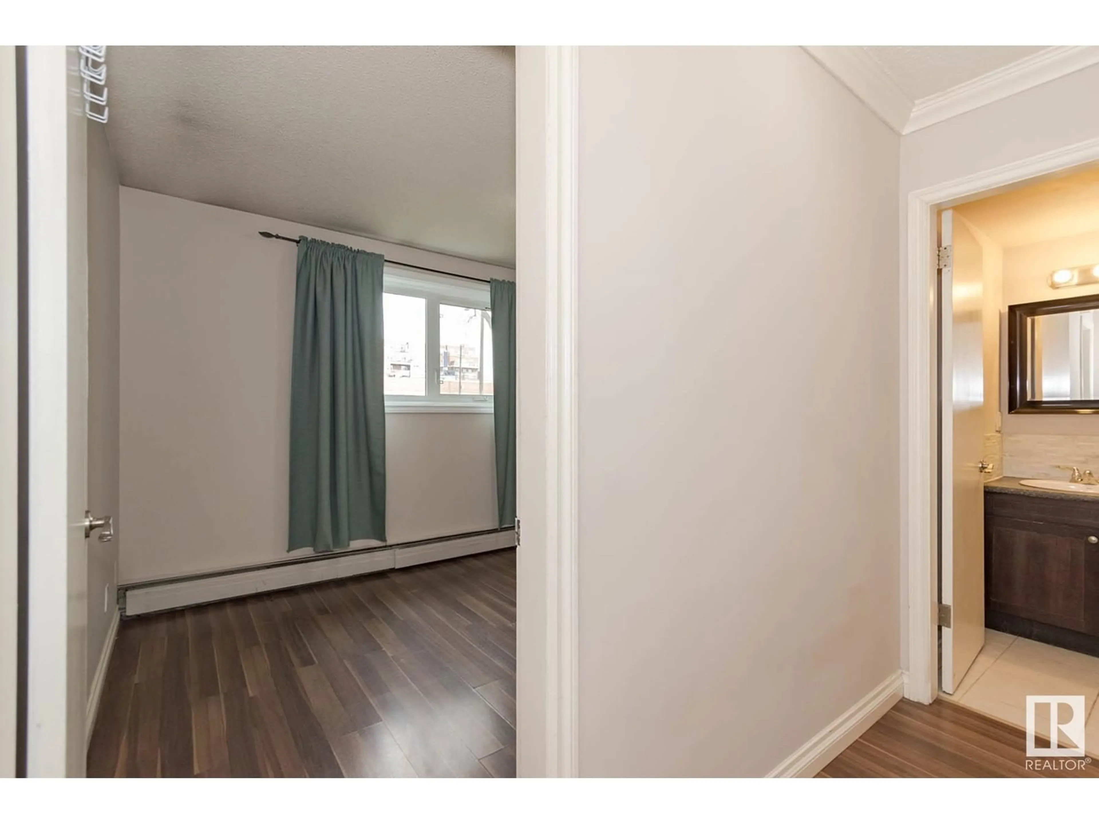 A pic of a room for #104 - 10735 81 AV, Edmonton Alberta T6E1Y2