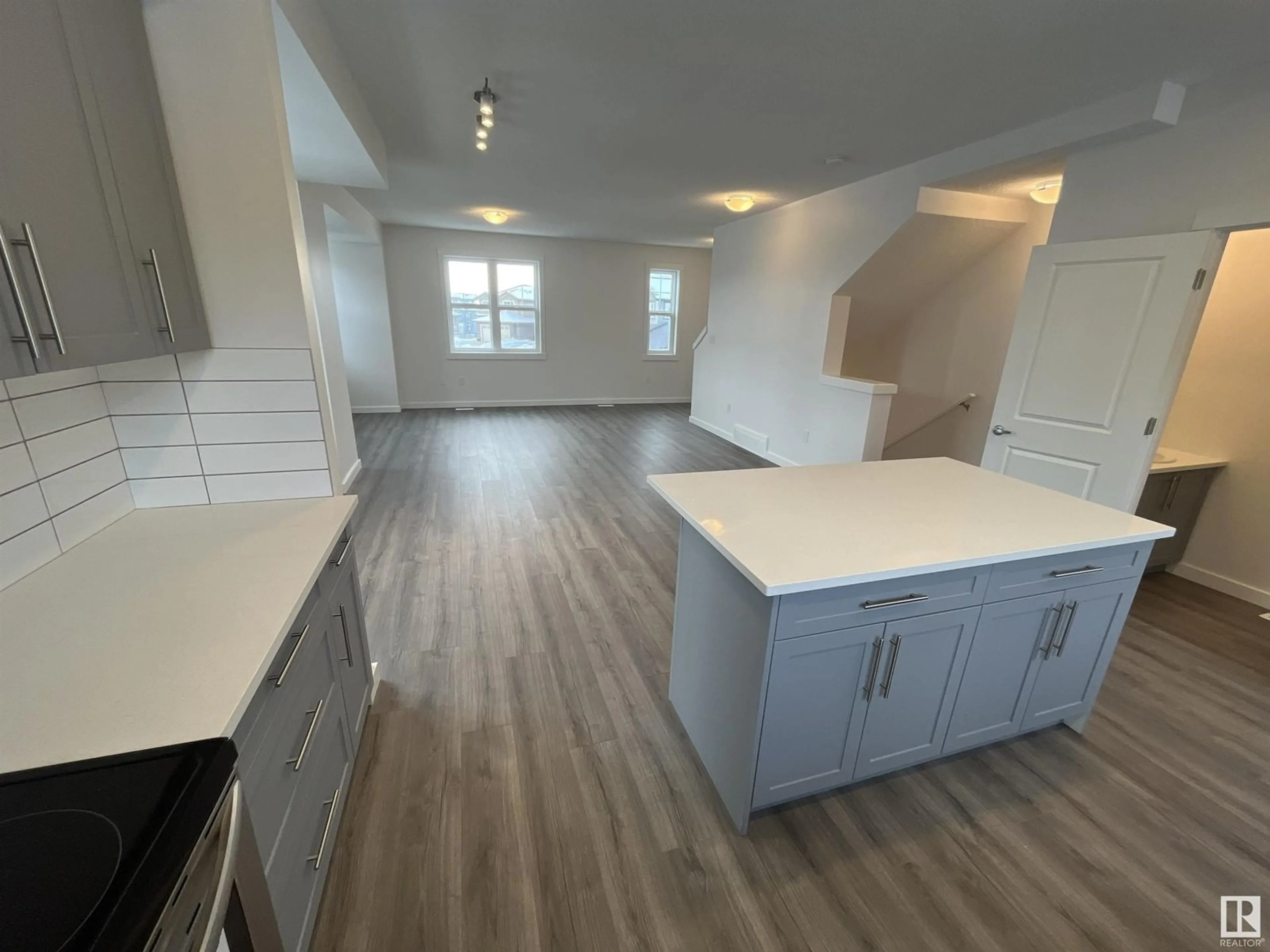 Open concept kitchen, unknown for 903 CRYSTALLINA NERA WY, Edmonton Alberta T5Z0N6