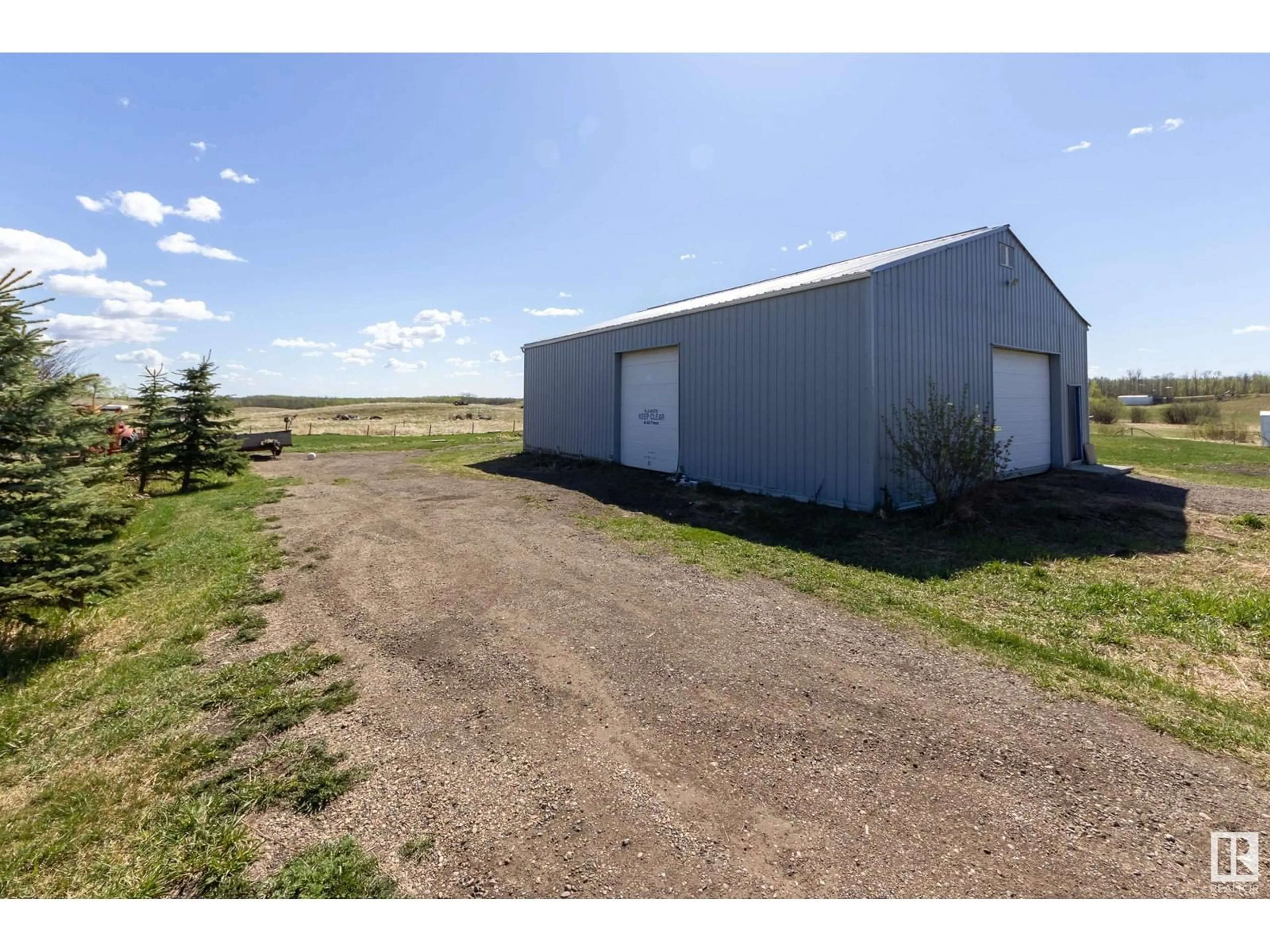 Shed for 52229 RGE ROAD 225, Rural Strathcona County Alberta T8C1C7