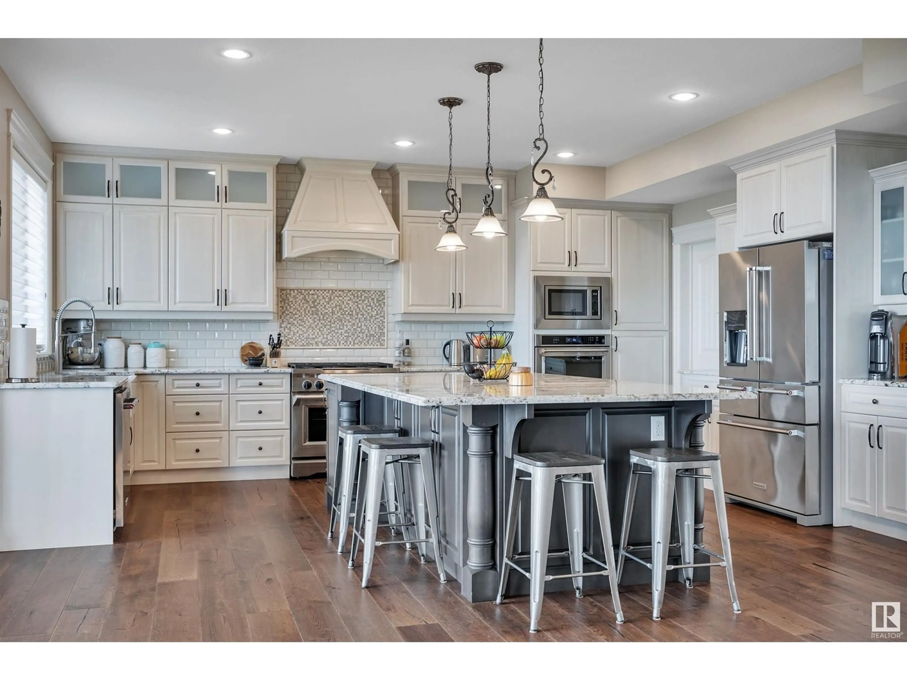 Open concept kitchen, unknown for 31 STE. ANNE TR, Rural Lac Ste. Anne County Alberta T0E1A1