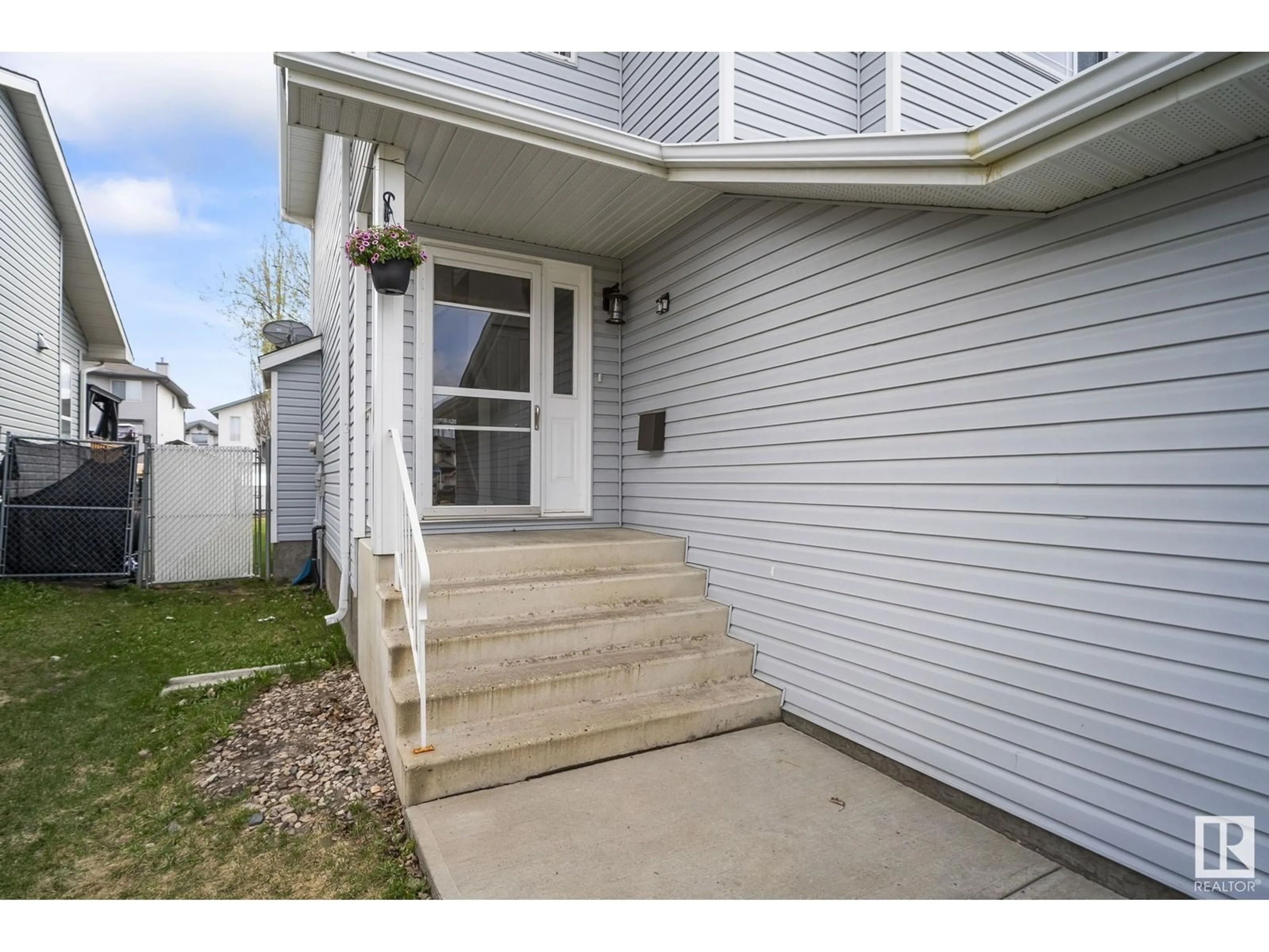 Unknown for 18 BRIDGEPORT BLVD, Leduc Alberta T9E8G8