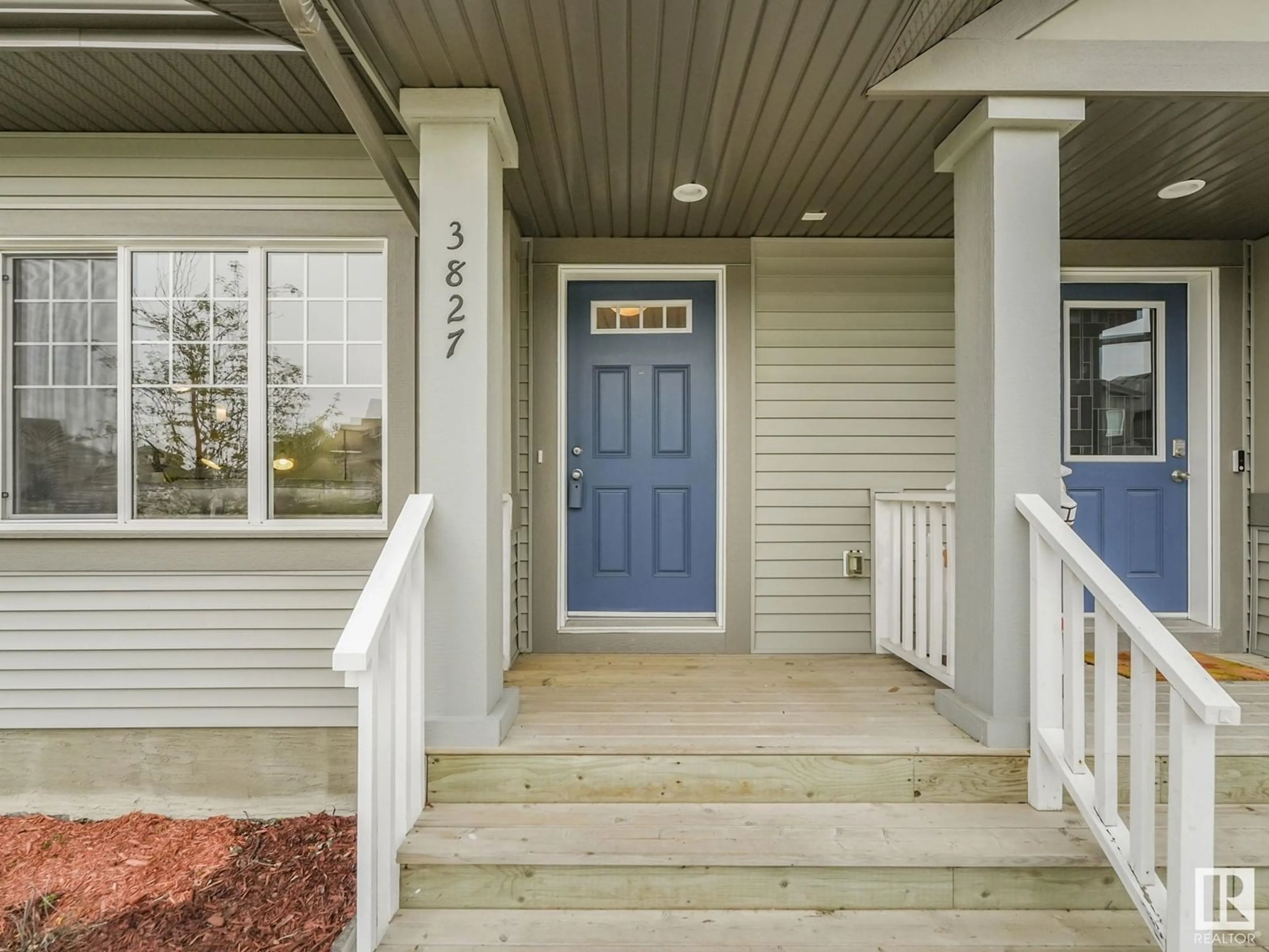 Indoor entryway for SW - 3827 POWELL WD, Edmonton Alberta T6W2W9