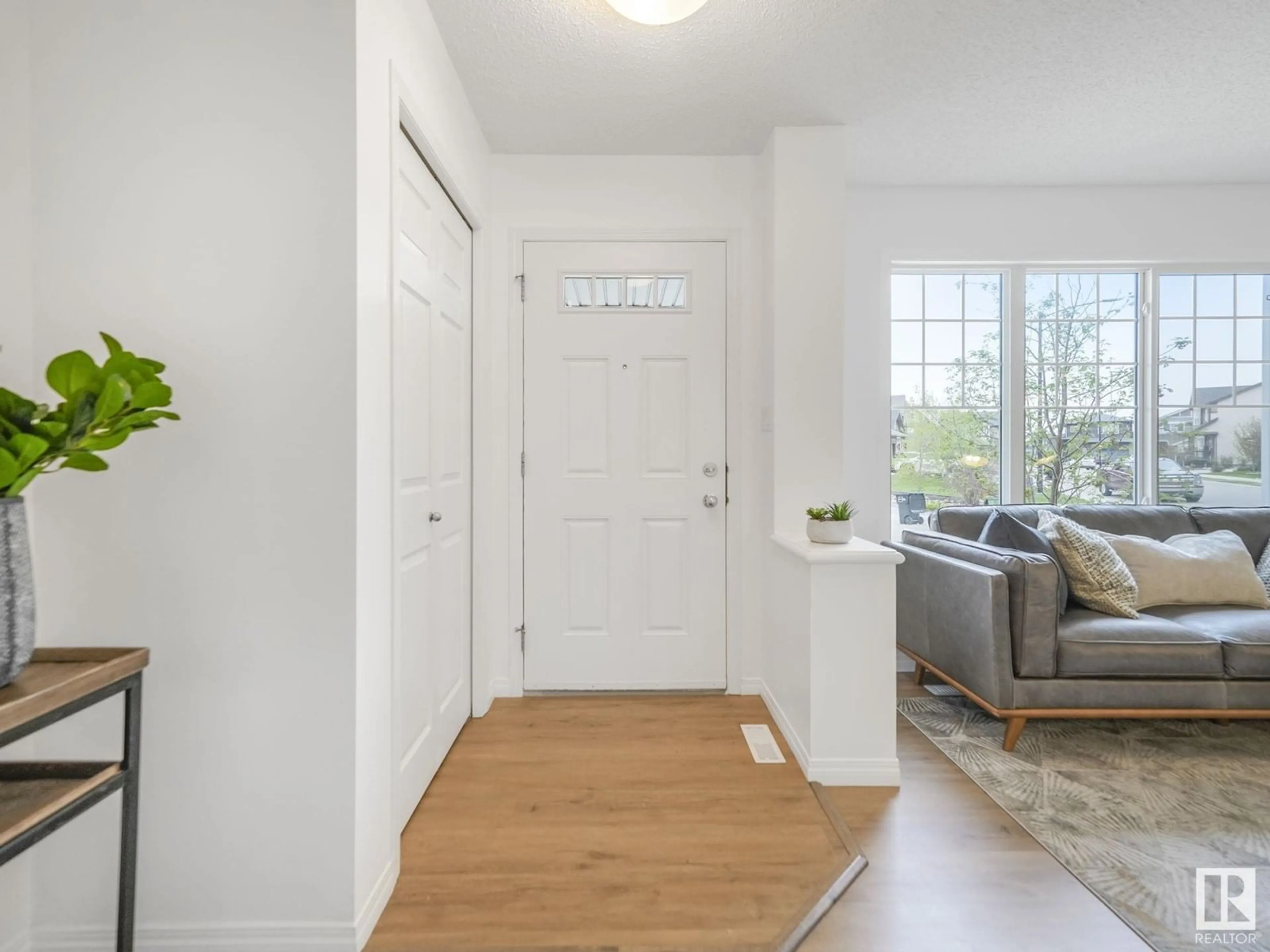 Indoor entryway for SW - 3827 POWELL WD, Edmonton Alberta T6W2W9