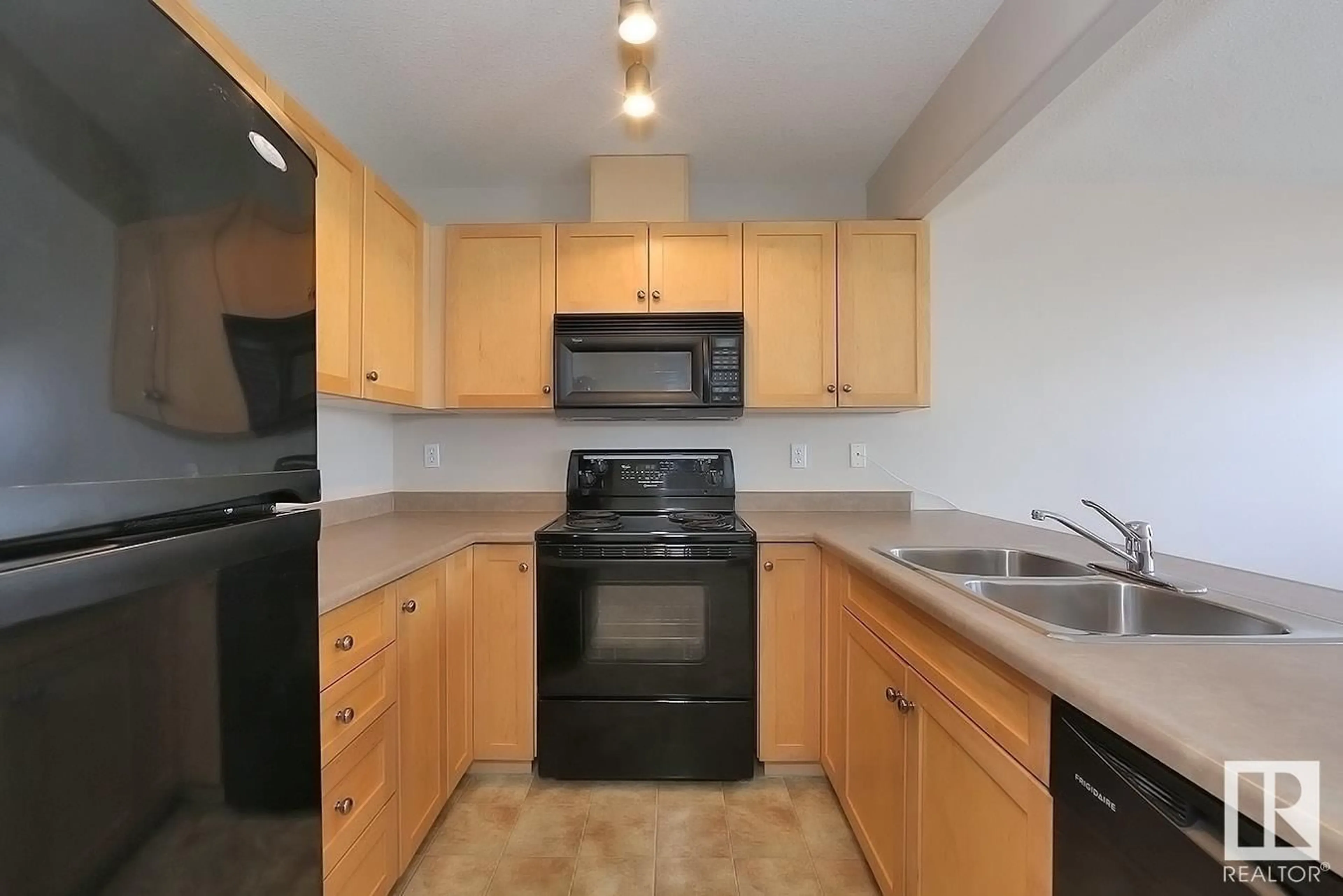 Standard kitchen, unknown for #18 - 16823 84 ST, Edmonton Alberta T5Z3G7