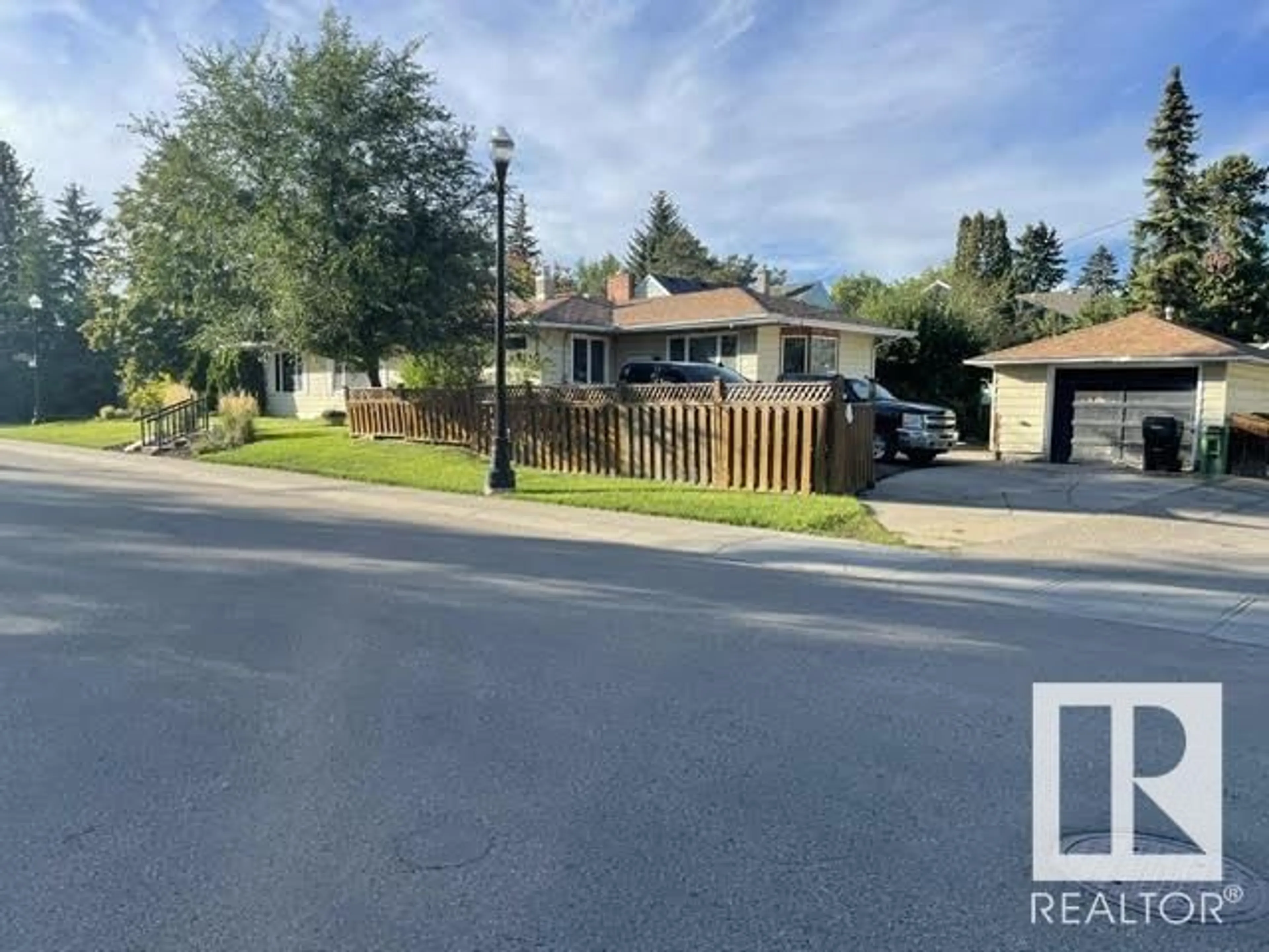 Unknown for NW - 13408 106 AV, Edmonton Alberta T5N1A5