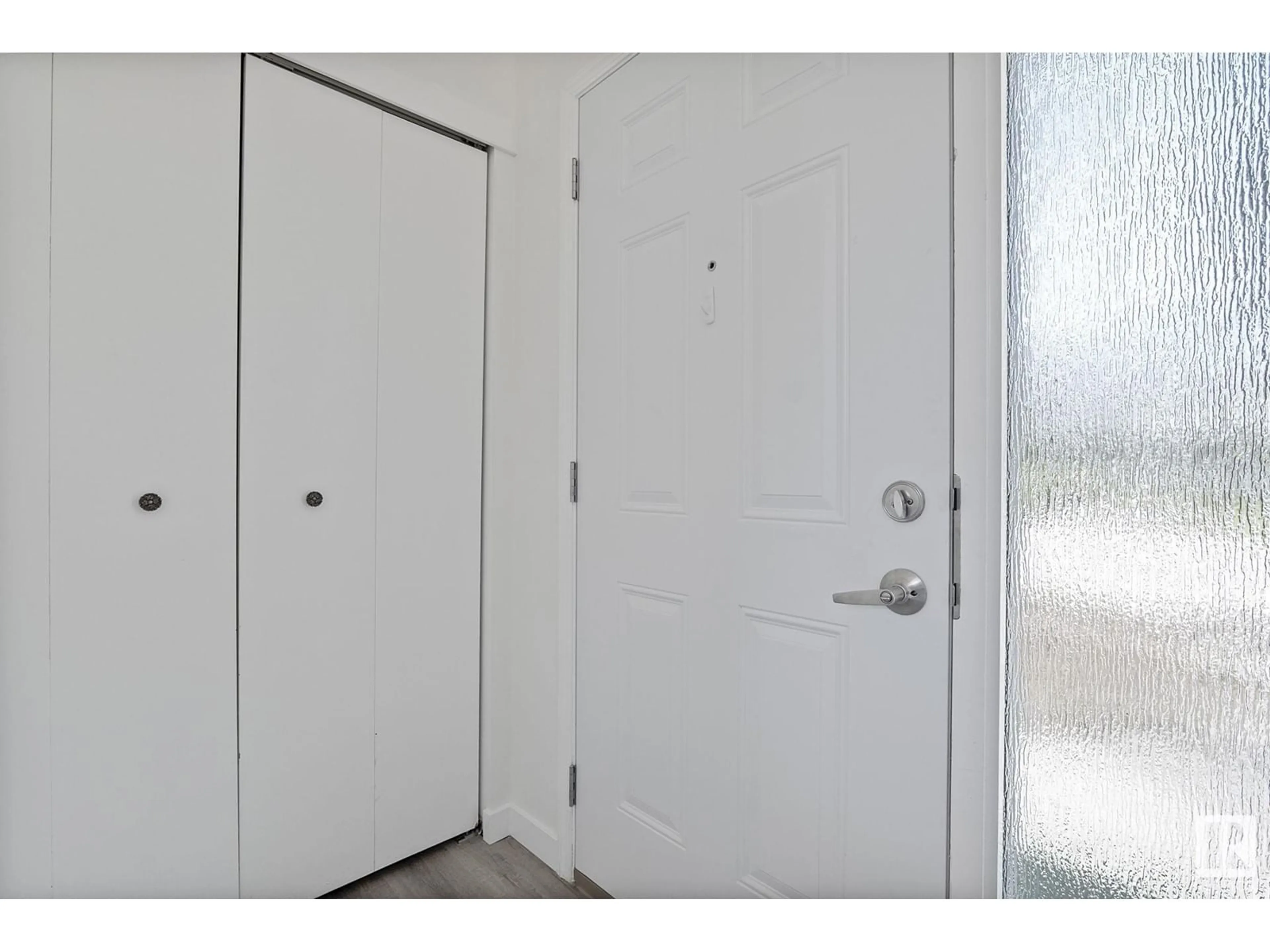 Unknown for 1021 HAYTHORNE DR, Sherwood Park Alberta T8A1B4