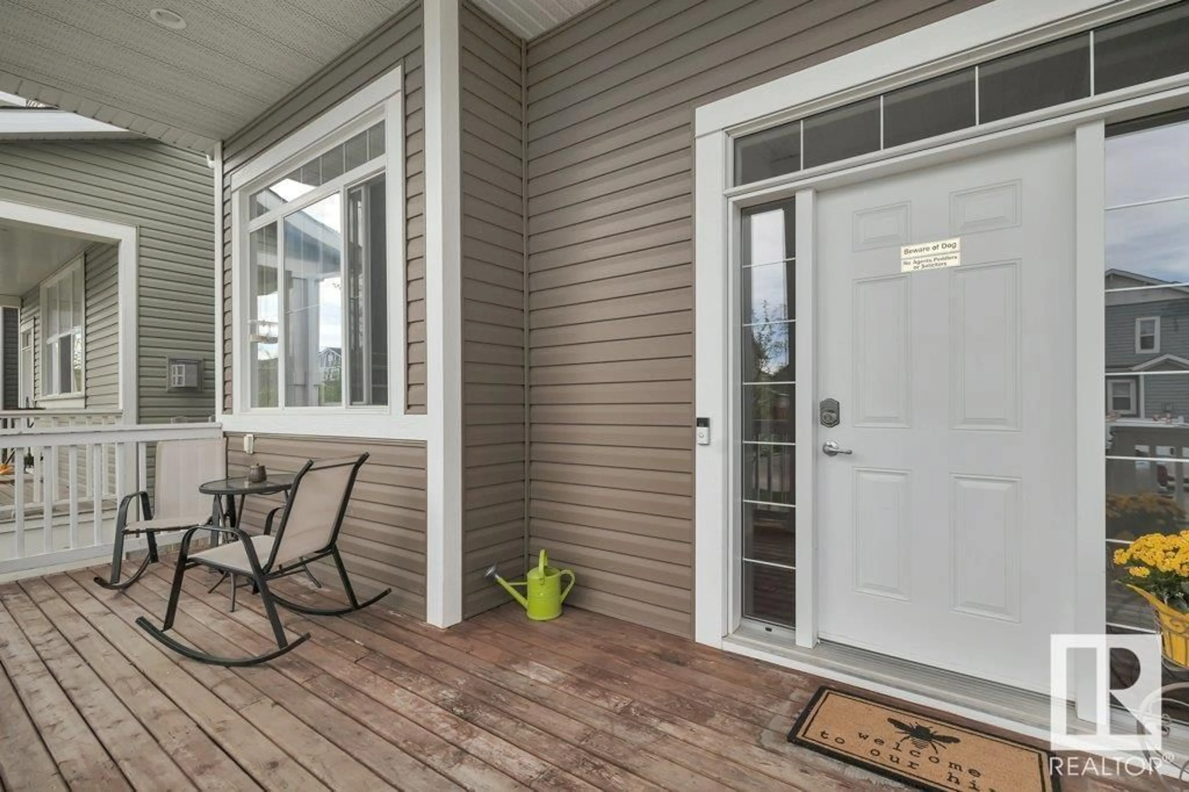 Indoor entryway for 364 SOUTHFORK DR, Leduc Alberta T9E0E6