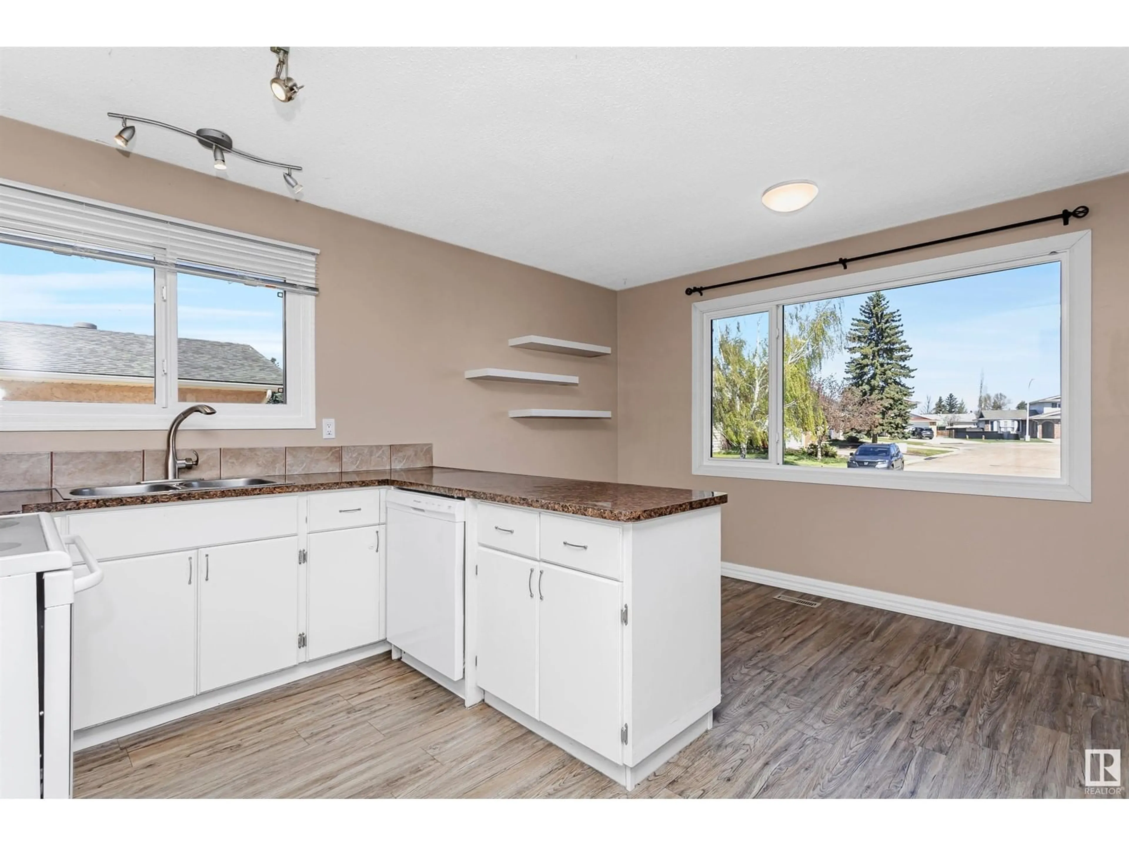 Open concept kitchen, unknown for 11519 138 AV, Edmonton Alberta T5X3P5