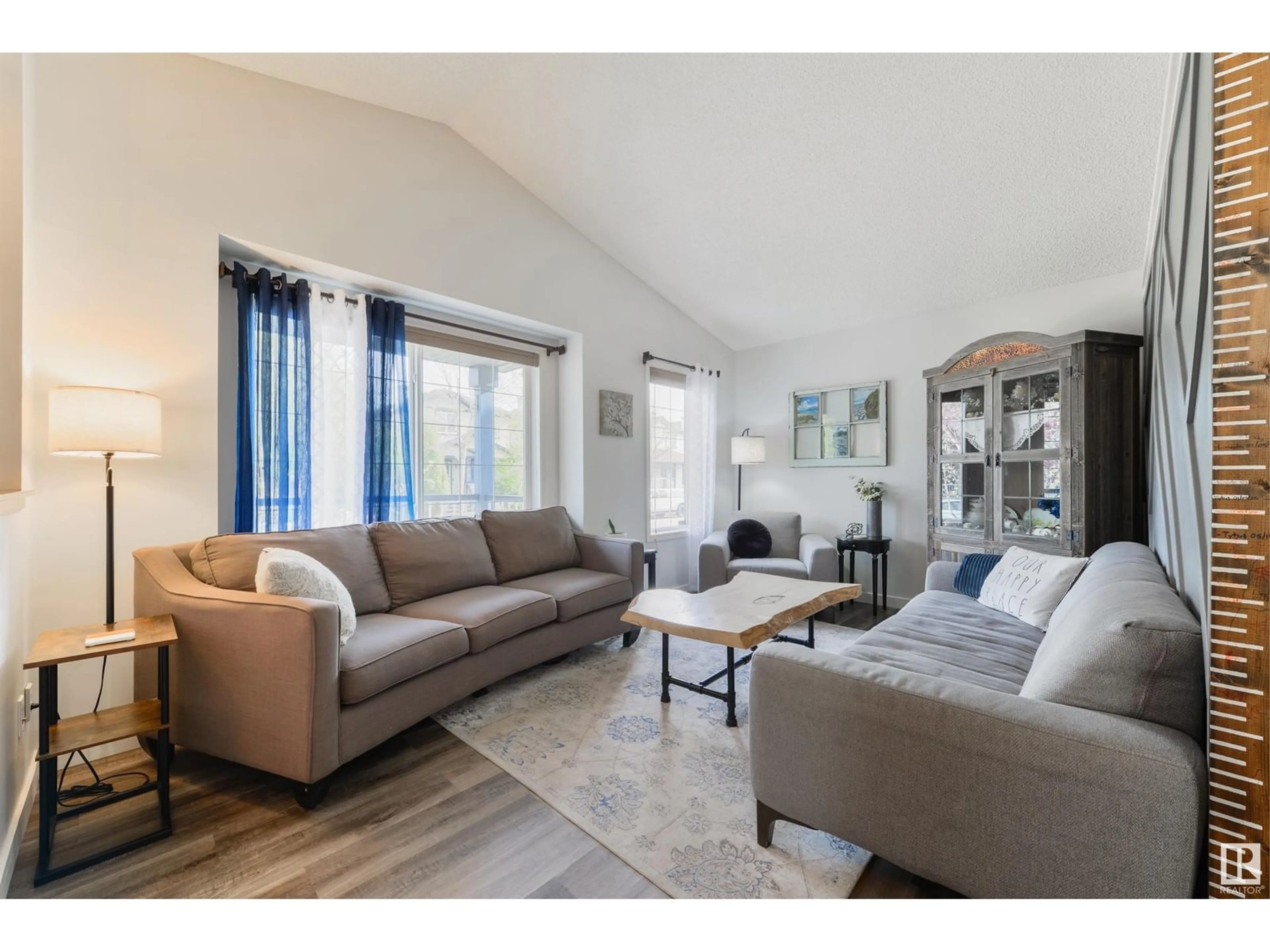 Living room with furniture, unknown for NW - 5868 SUTTER PL, Edmonton Alberta T6R3R2