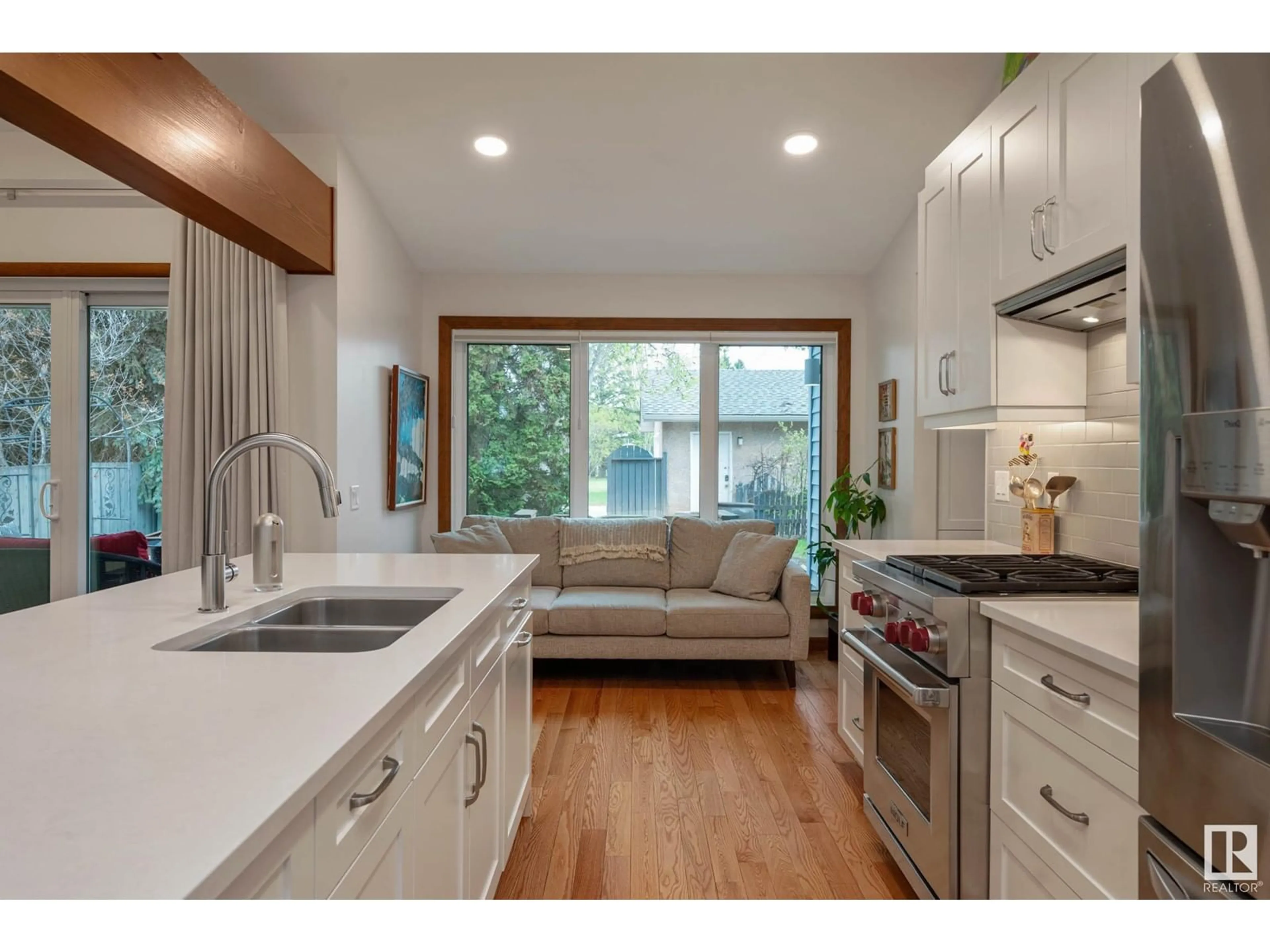 Open concept kitchen, unknown for 11536 78 AV, Edmonton Alberta T6G0N5