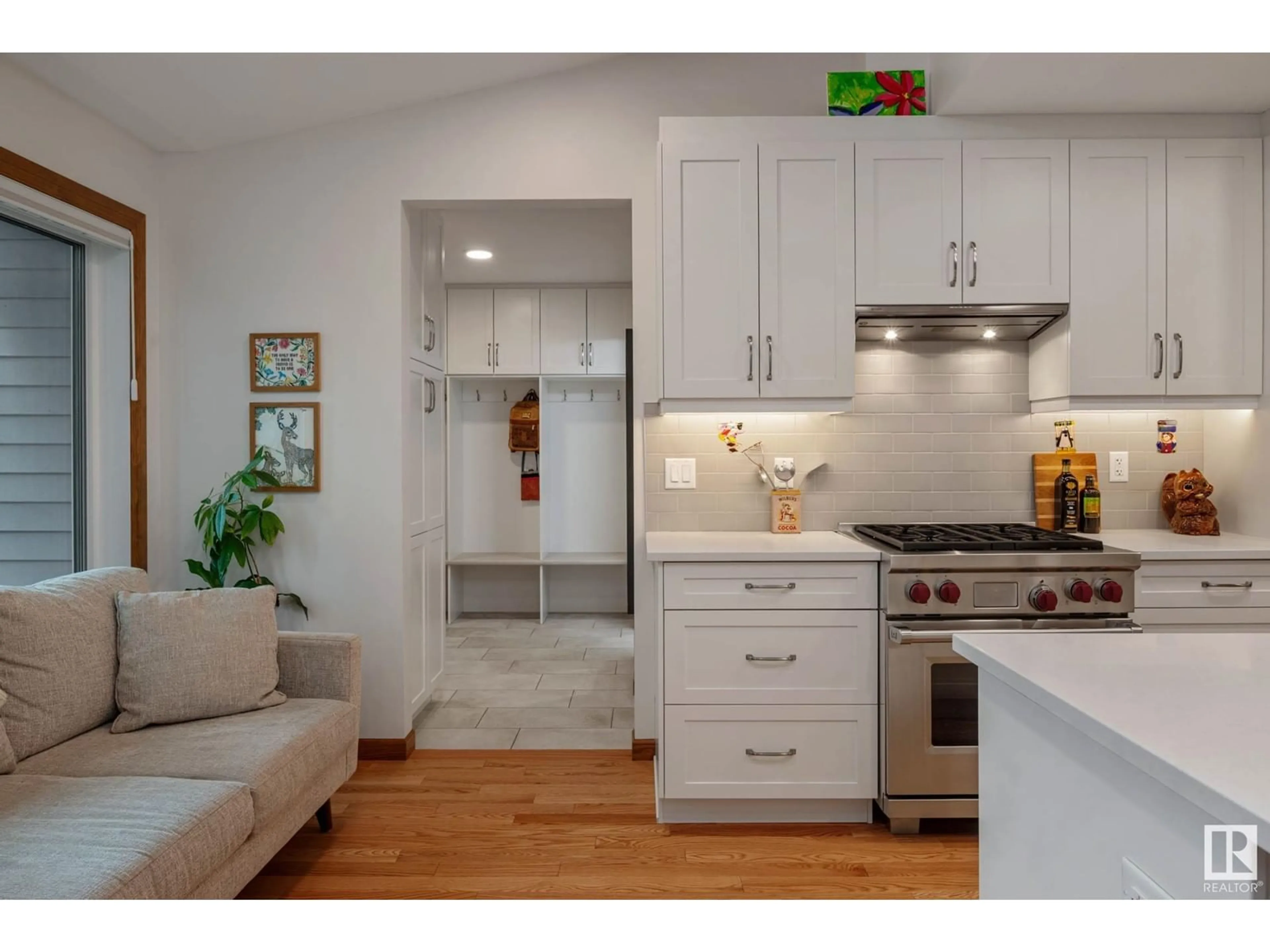 Open concept kitchen, unknown for 11536 78 AV, Edmonton Alberta T6G0N5