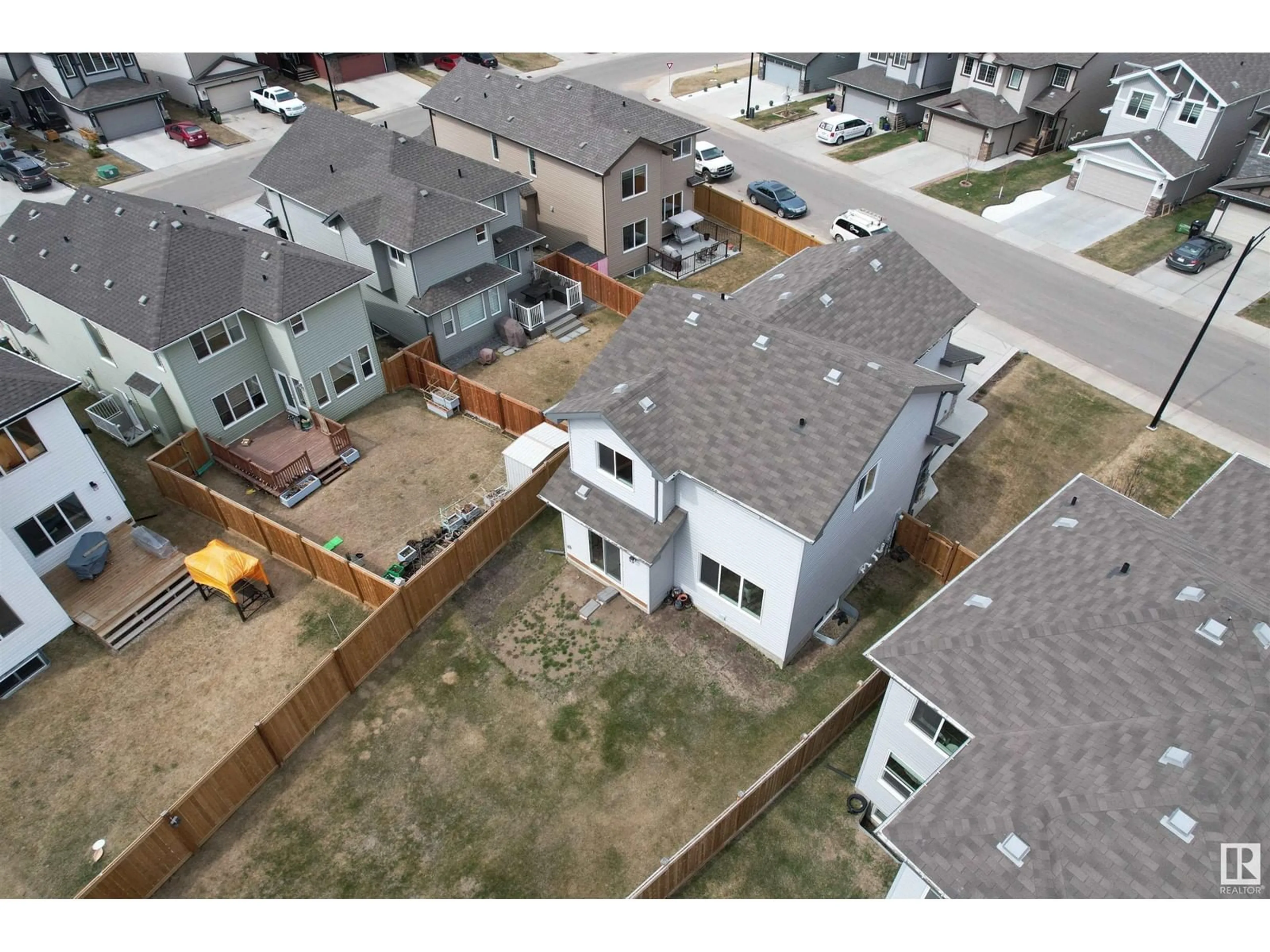 A pic from outside/outdoor area/front of a property/back of a property/a pic from drone, street for NW - 1243 25 AVENUE, Edmonton Alberta T6T2E5