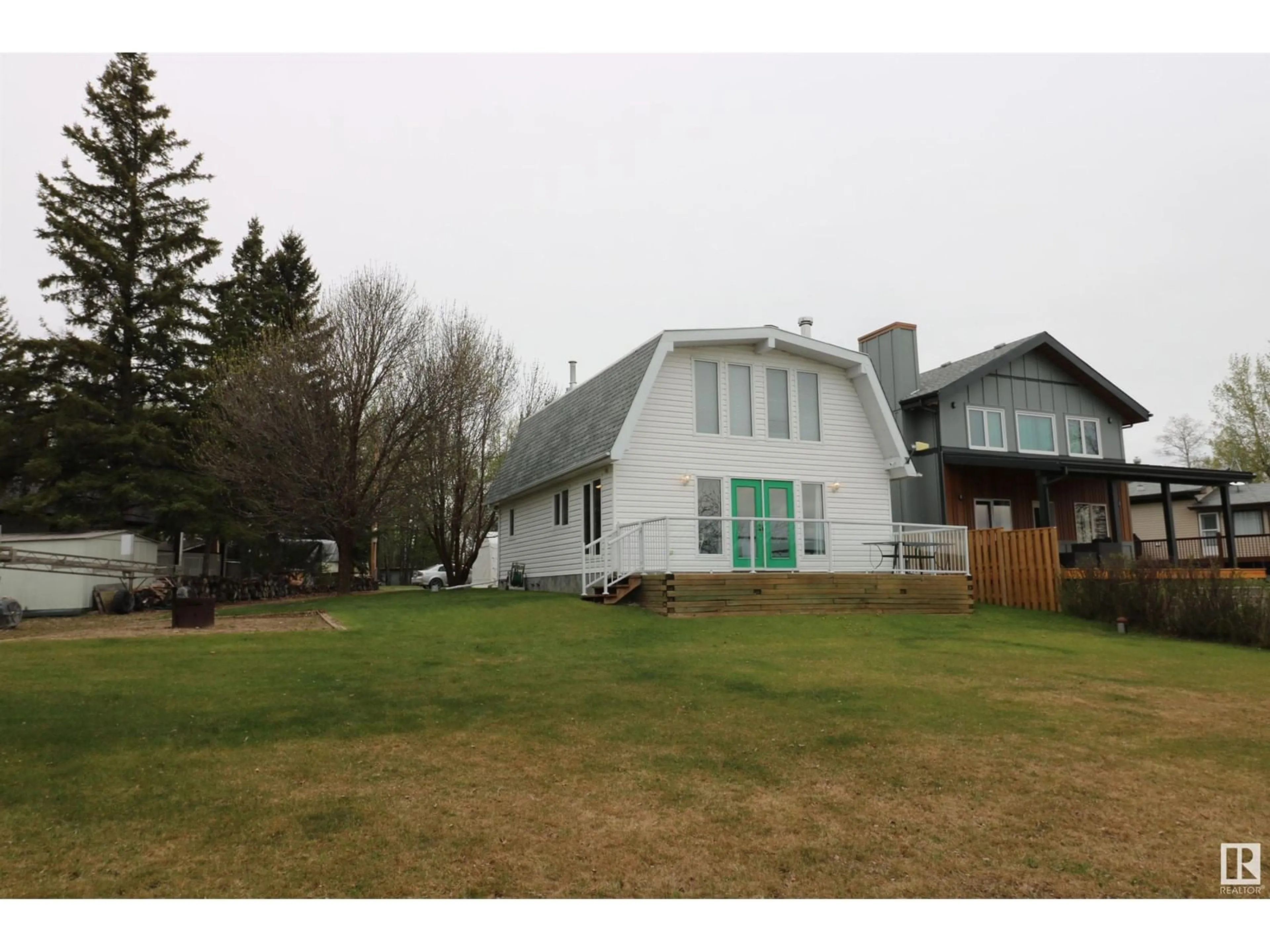 A pic from outside/outdoor area/front of a property/back of a property/a pic from drone, unknown for 217 - 53414 RGE ROAD 62, Rural Lac Ste. Anne County Alberta T0E0T0