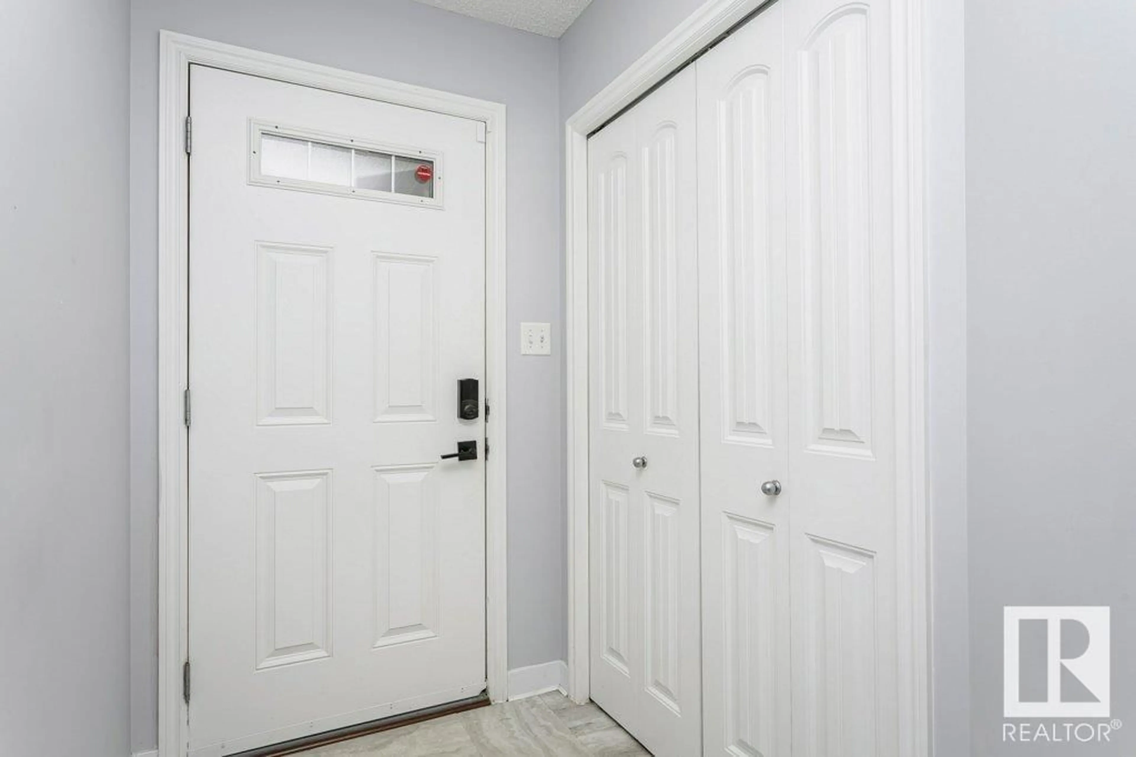 Indoor entryway for SW - 1636 64 ST, Edmonton Alberta T6X0N2